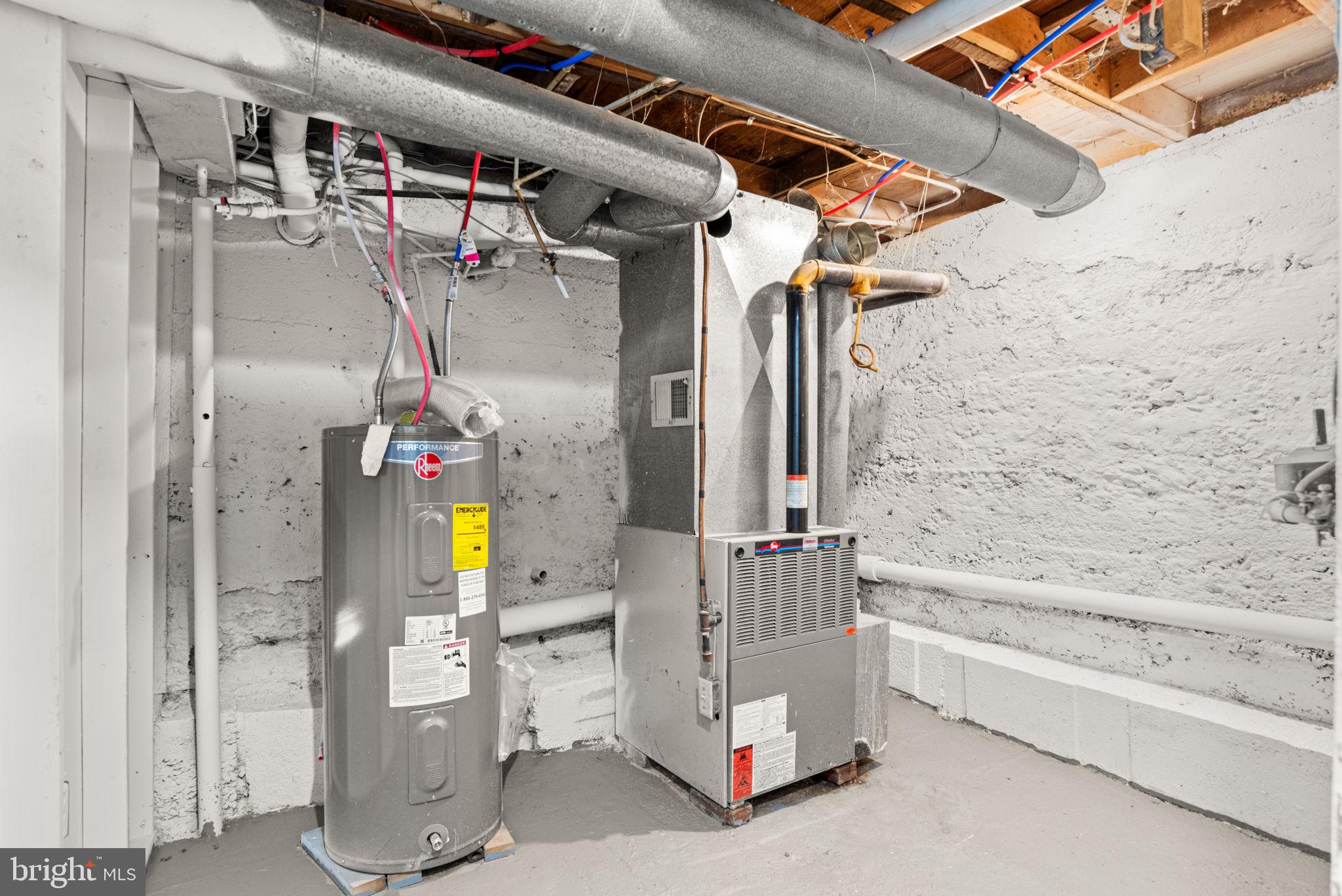 RED LION - Residential