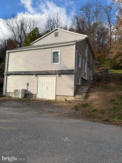 Photo of 42 Water Street, WINDSOR, PA 17366 (MLS # PAYK2093824)
