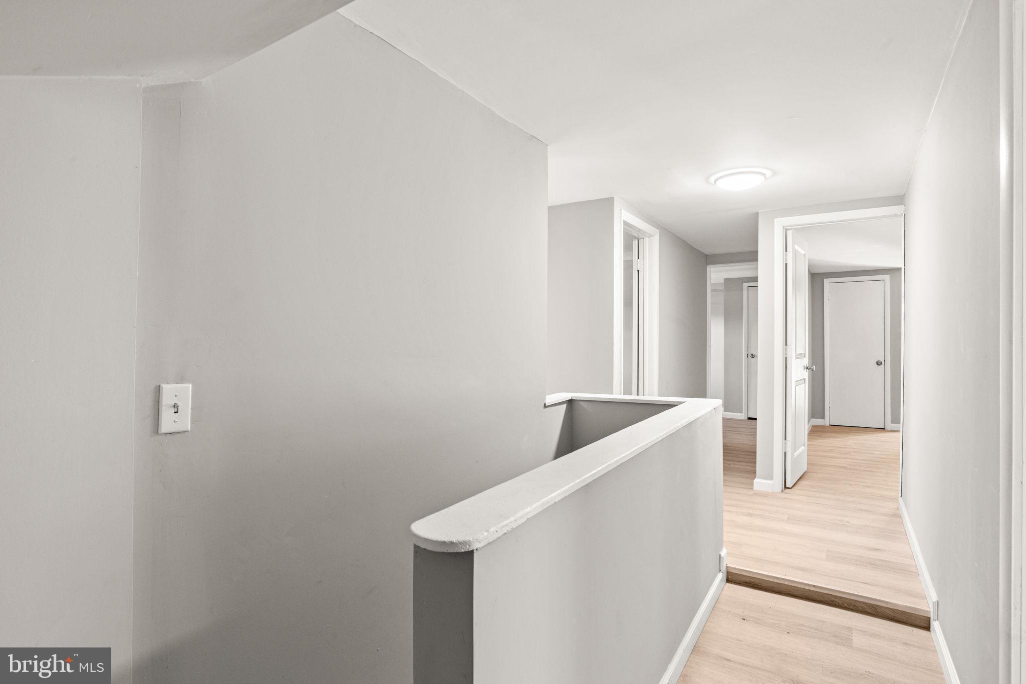 RED LION - Residential