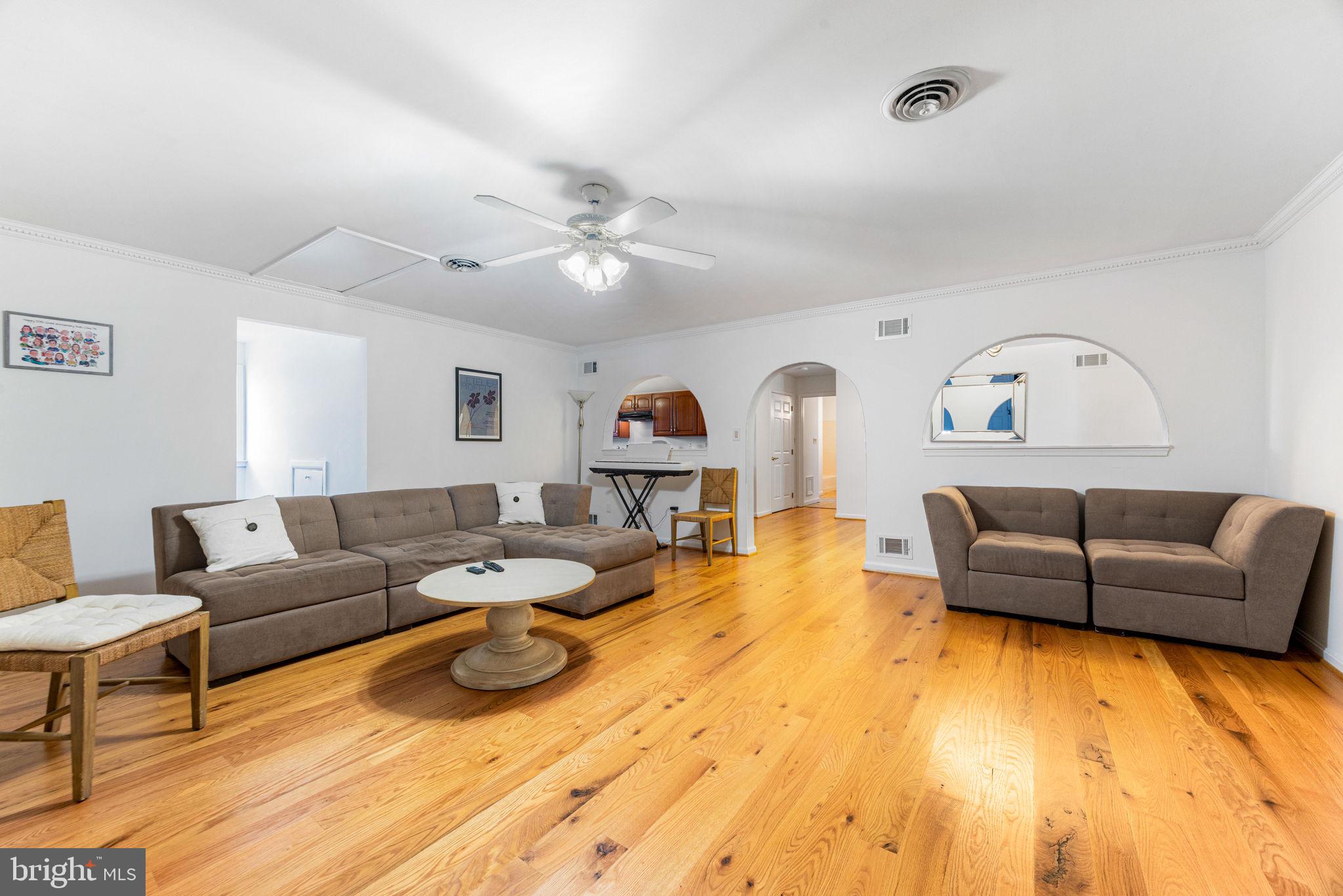 RIVER DOWNS - Residential