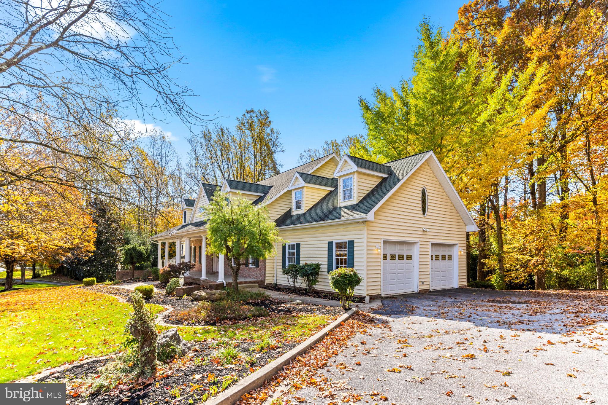 RIVER DOWNS - Residential