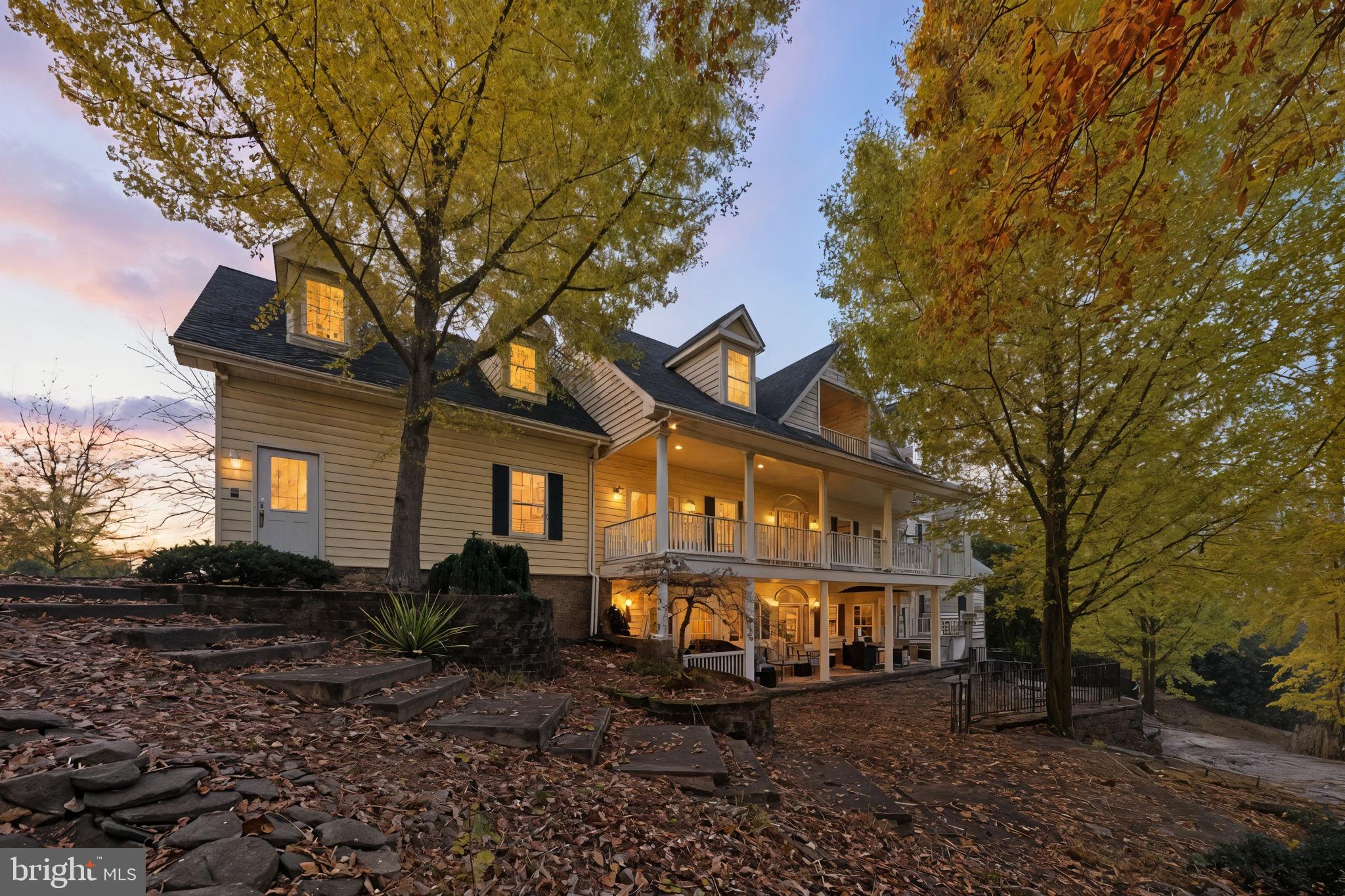 RIVER DOWNS - Residential