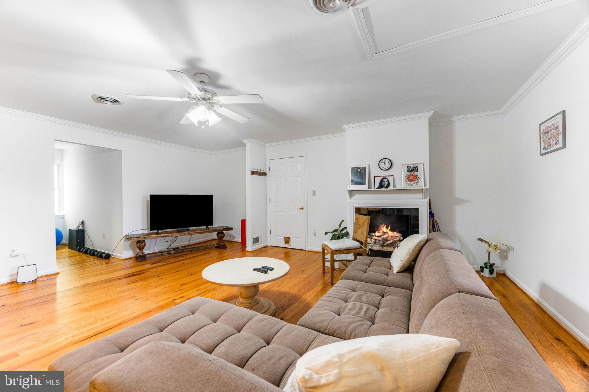 RIVER DOWNS - Residential