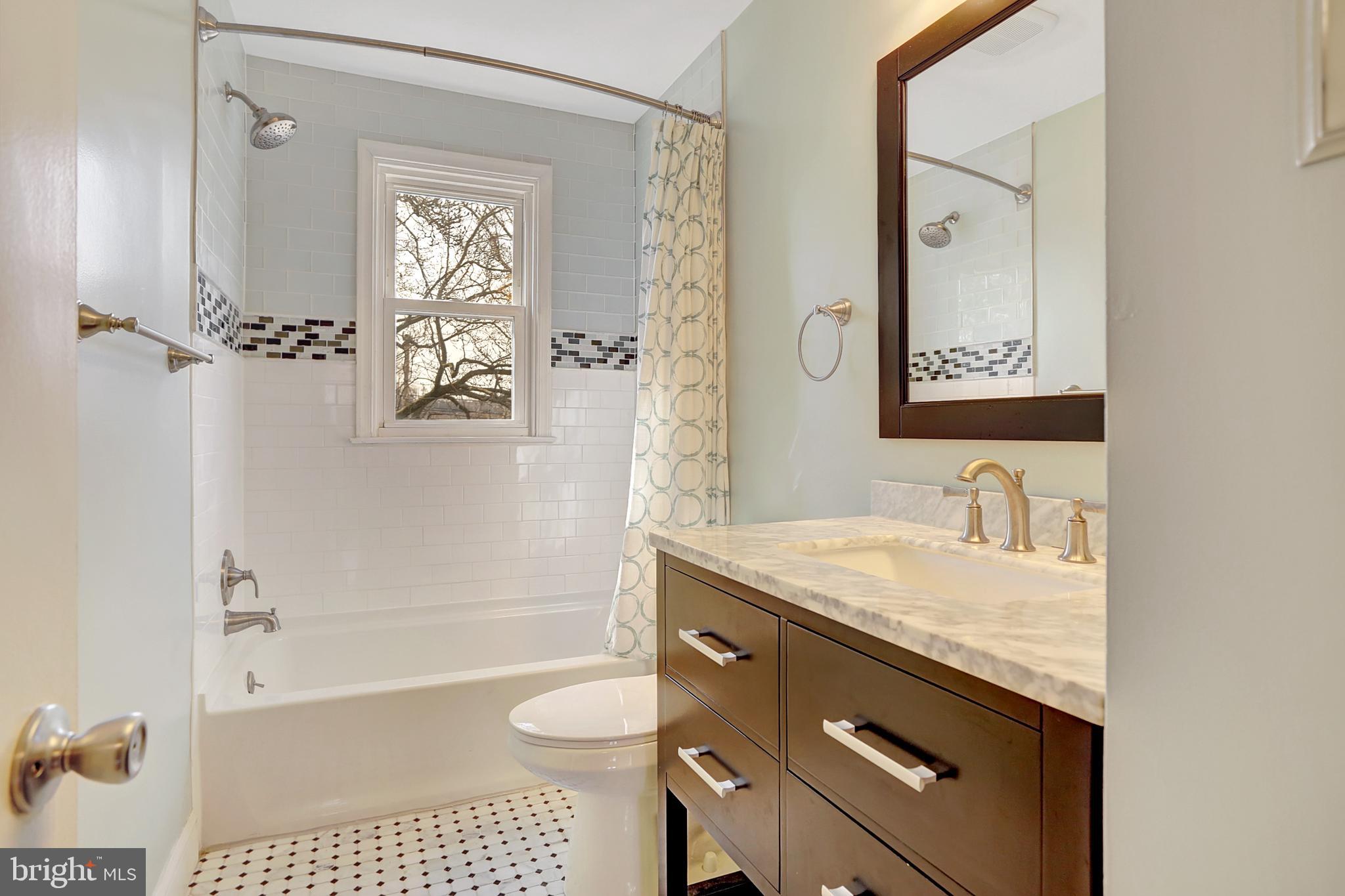 MINE BANK - Residential