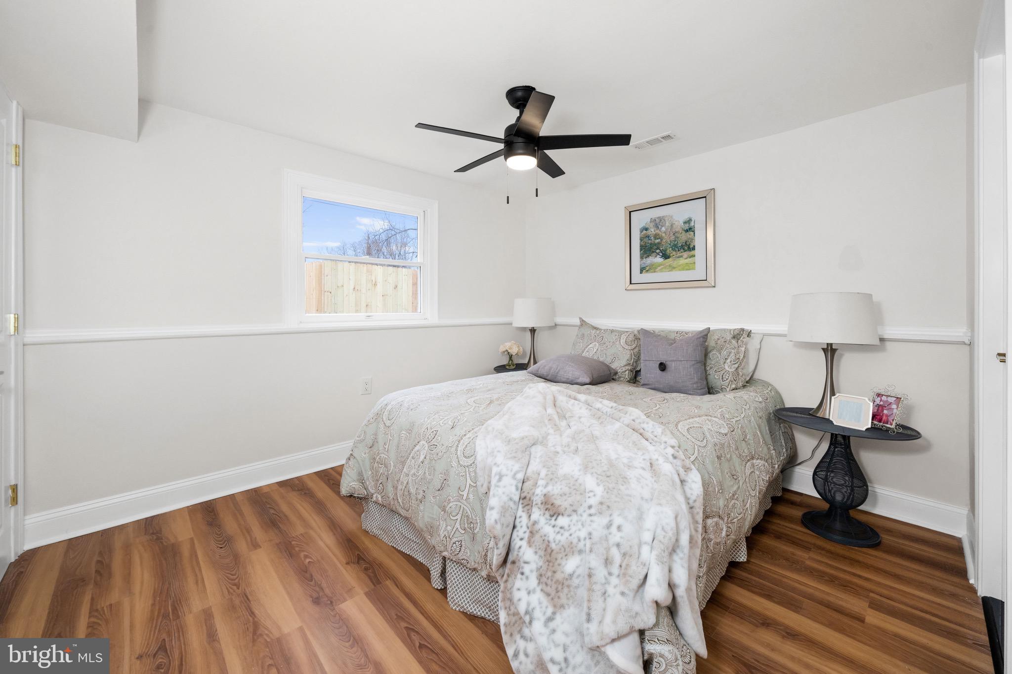 WHITEHALL - Residential