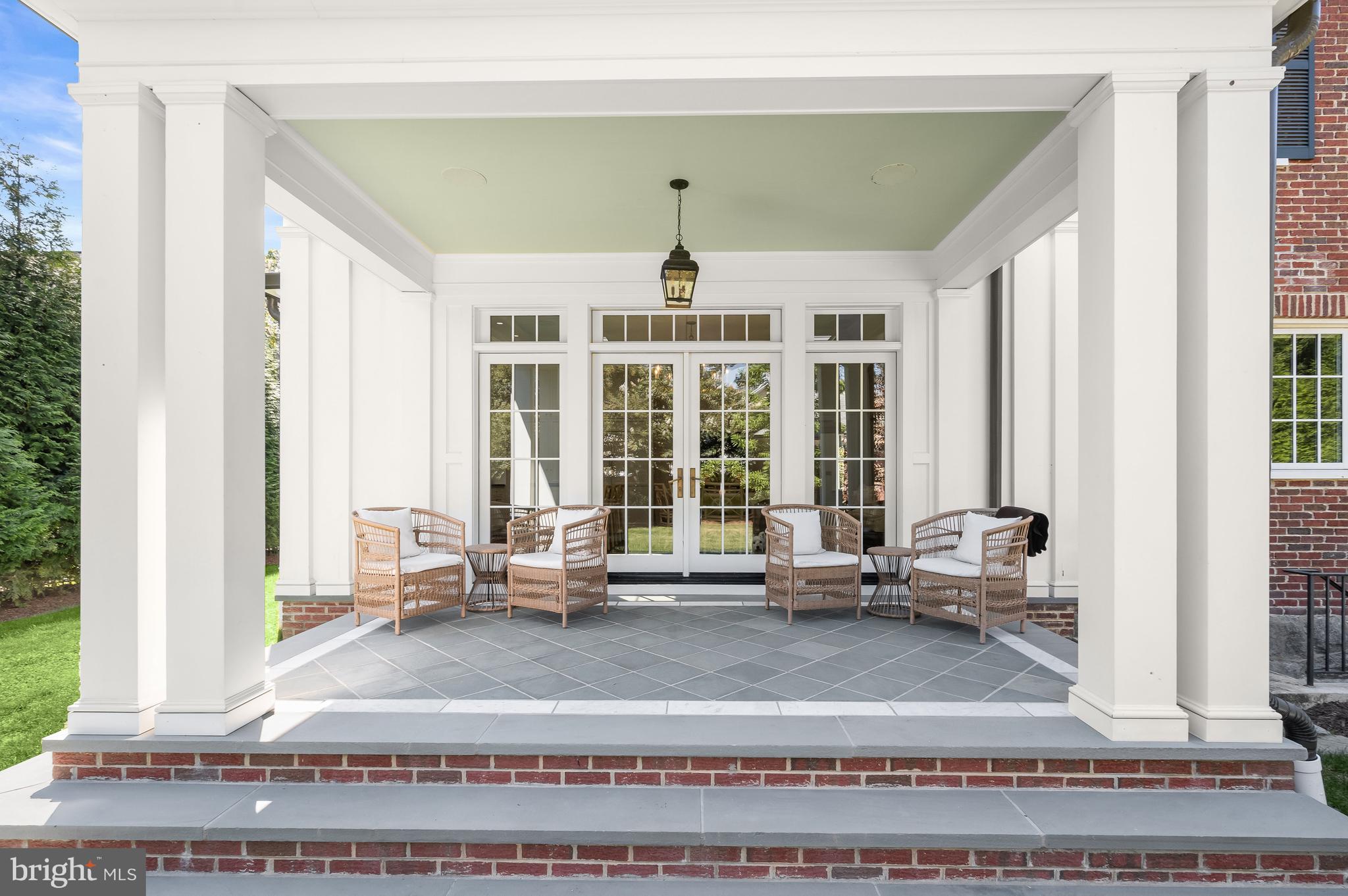 CHEVY CHASE - Residential