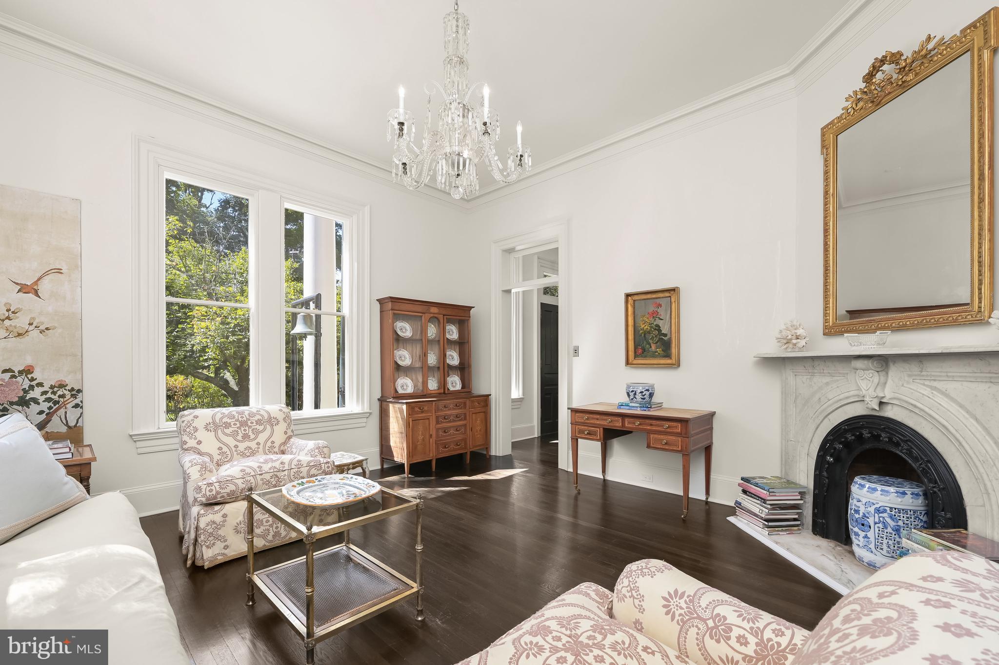 CHEVY CHASE - Residential