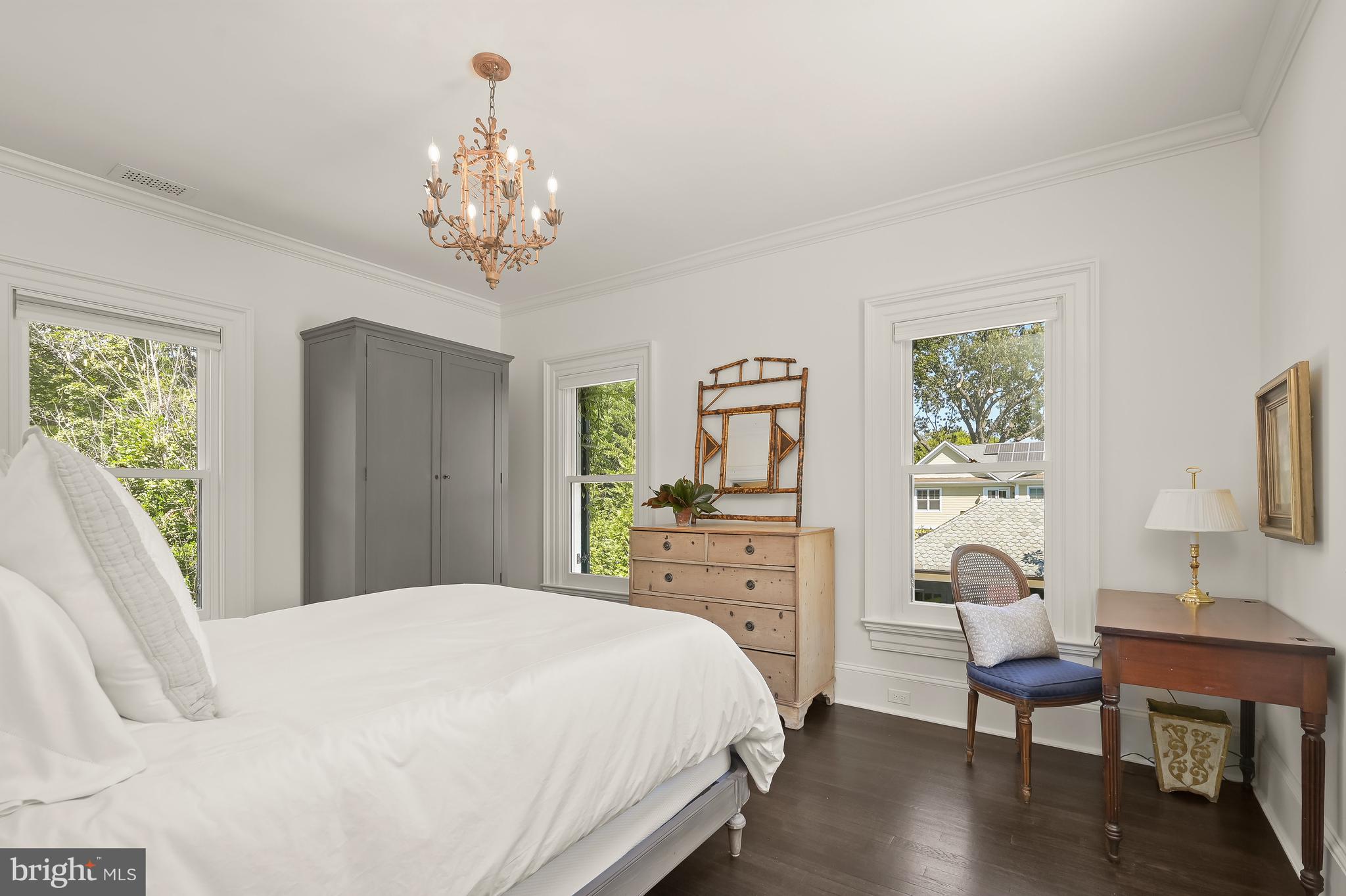 CHEVY CHASE - Residential