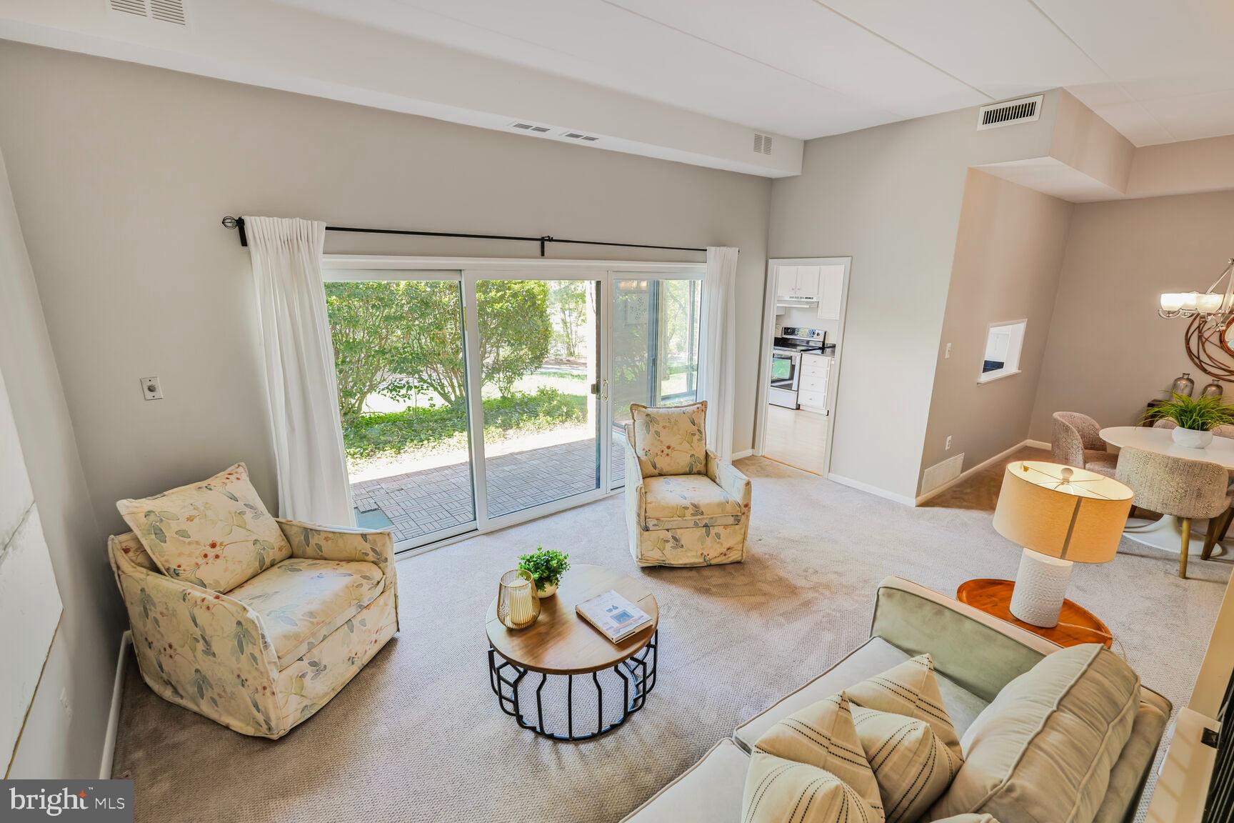106 ROBERTS LANE 101