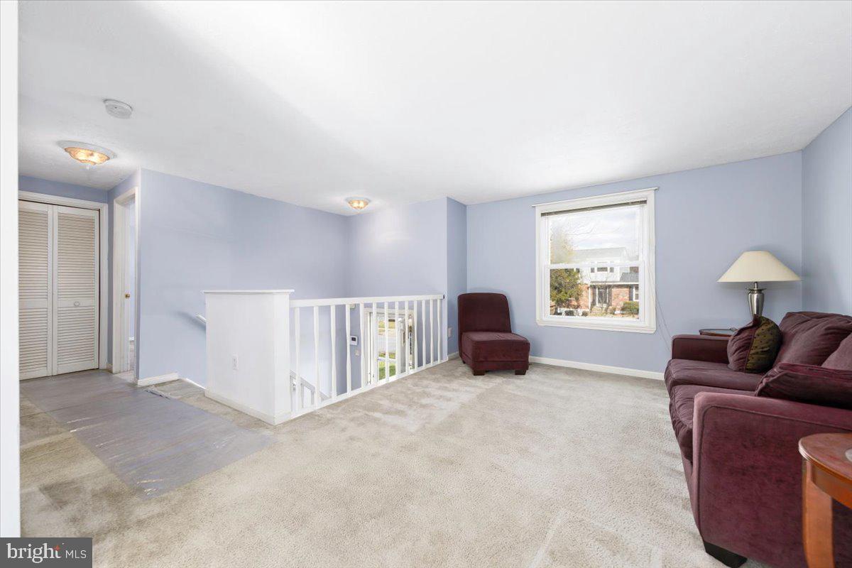 CLEARVIEW MANOR - Residential