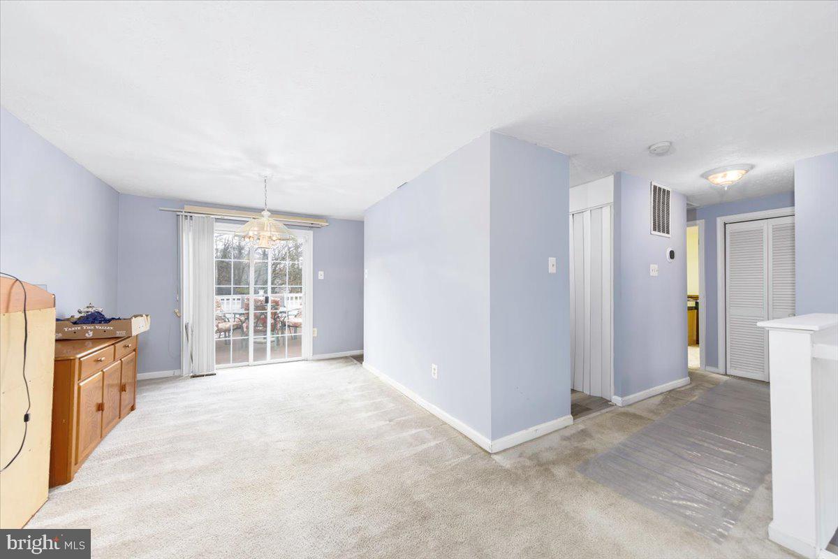 CLEARVIEW MANOR - Residential