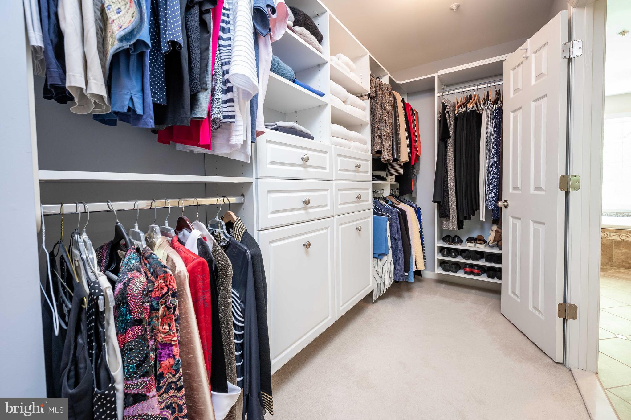 THE CLOISTERS AT CHARLES - Residential