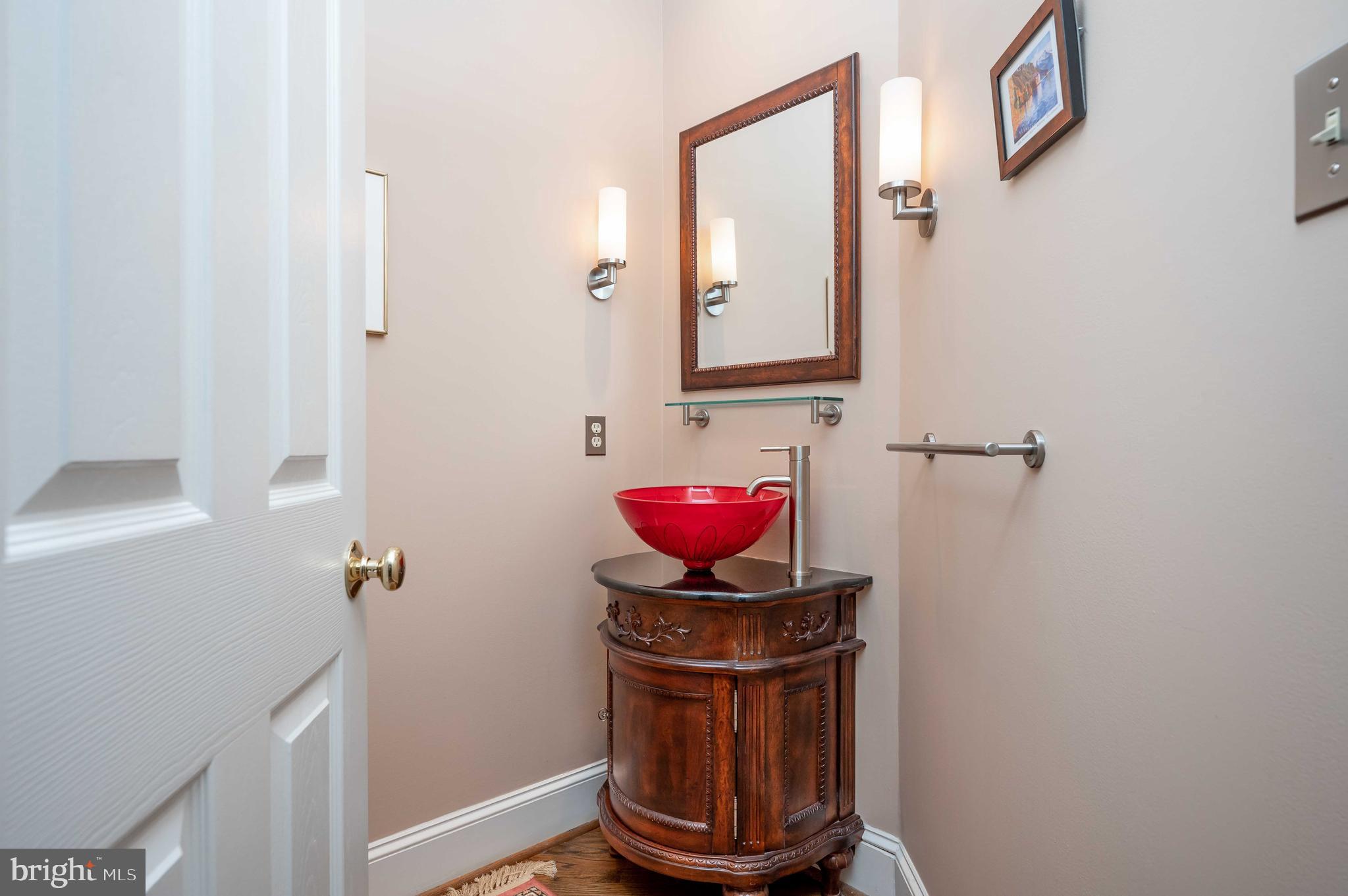 THE CLOISTERS AT CHARLES - Residential