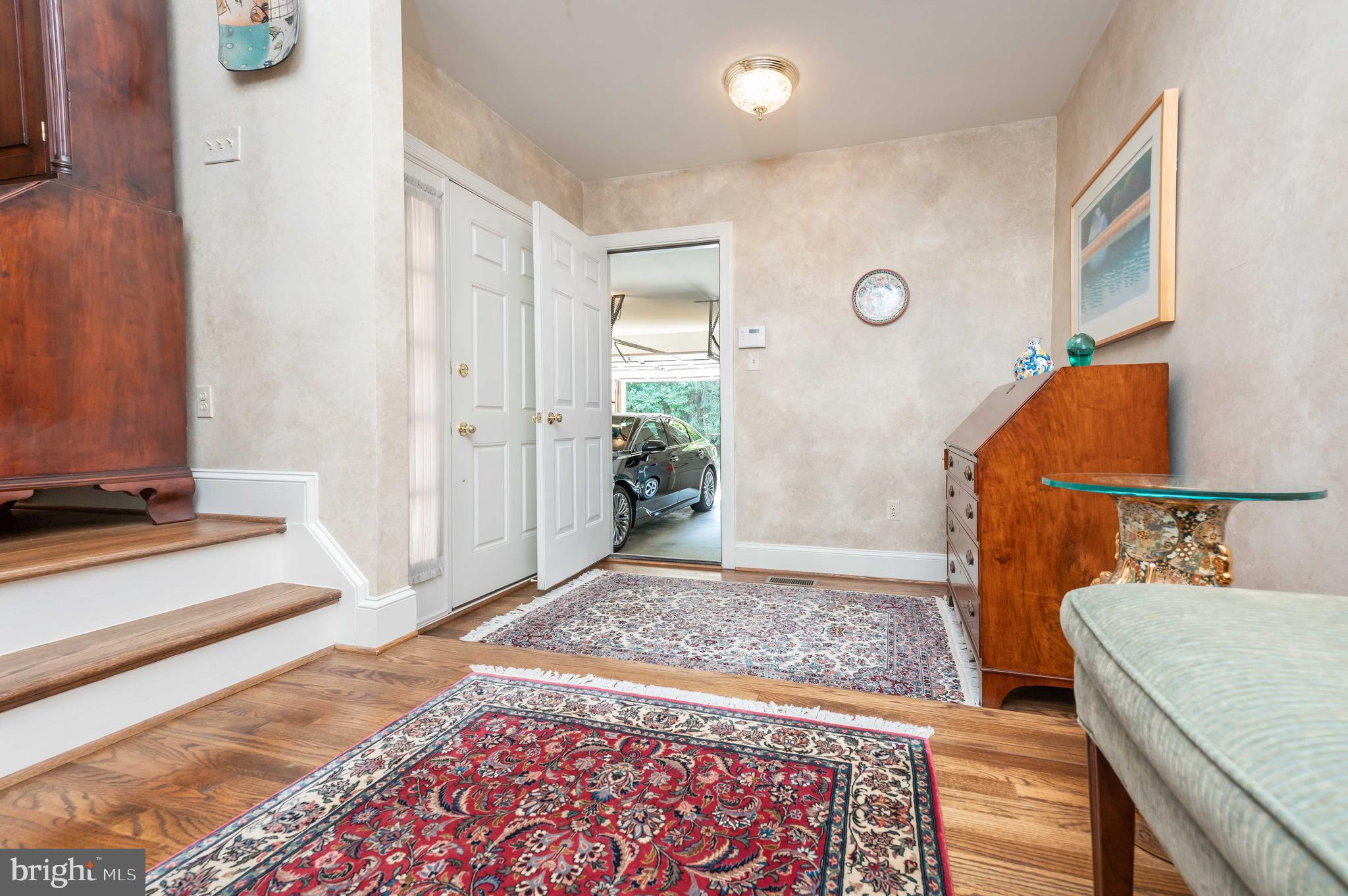 THE CLOISTERS AT CHARLES - Residential