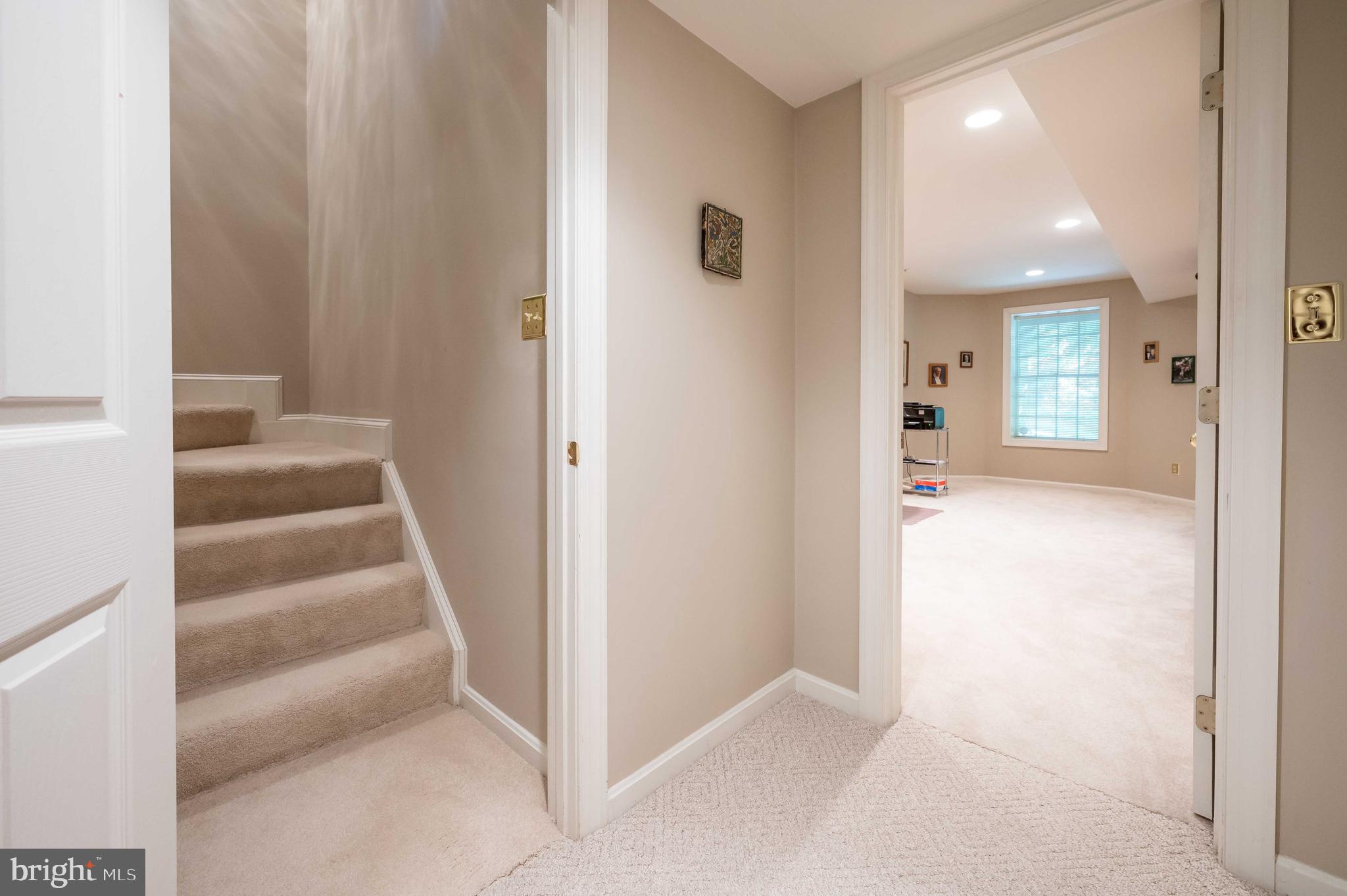 THE CLOISTERS AT CHARLES - Residential