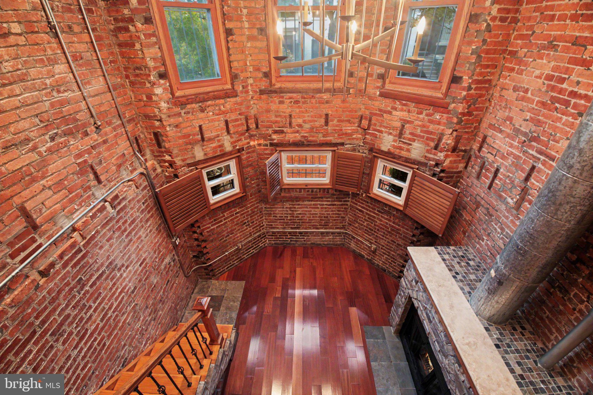 1735 WILLARD STREET NW 1