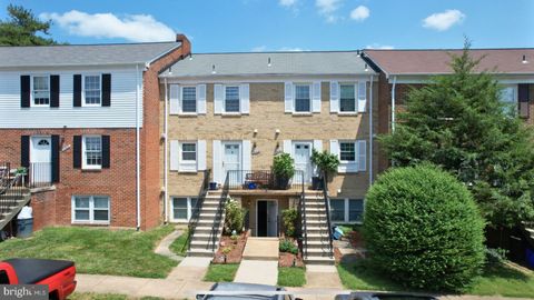 Photo of 1048 - A Brixton Court, STERLING, VA 20164 (MLS # VALO2108628)