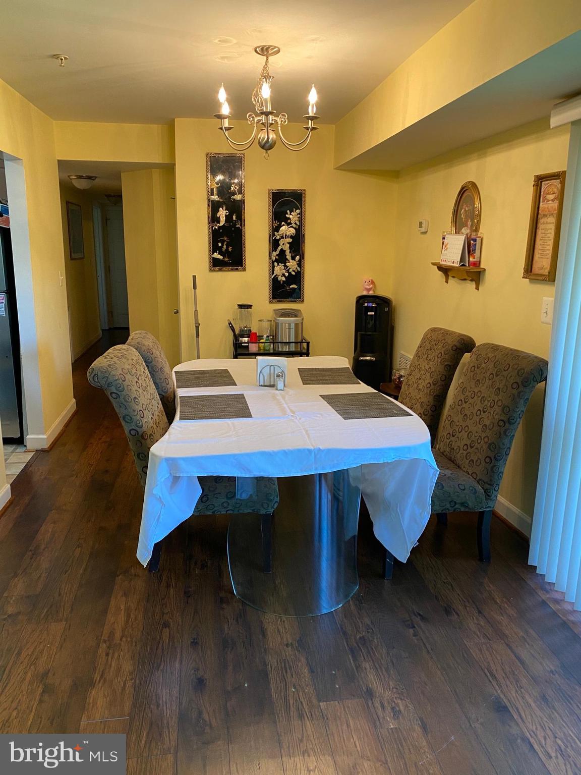 HUNTCREST CONDOMINIUM - Residential