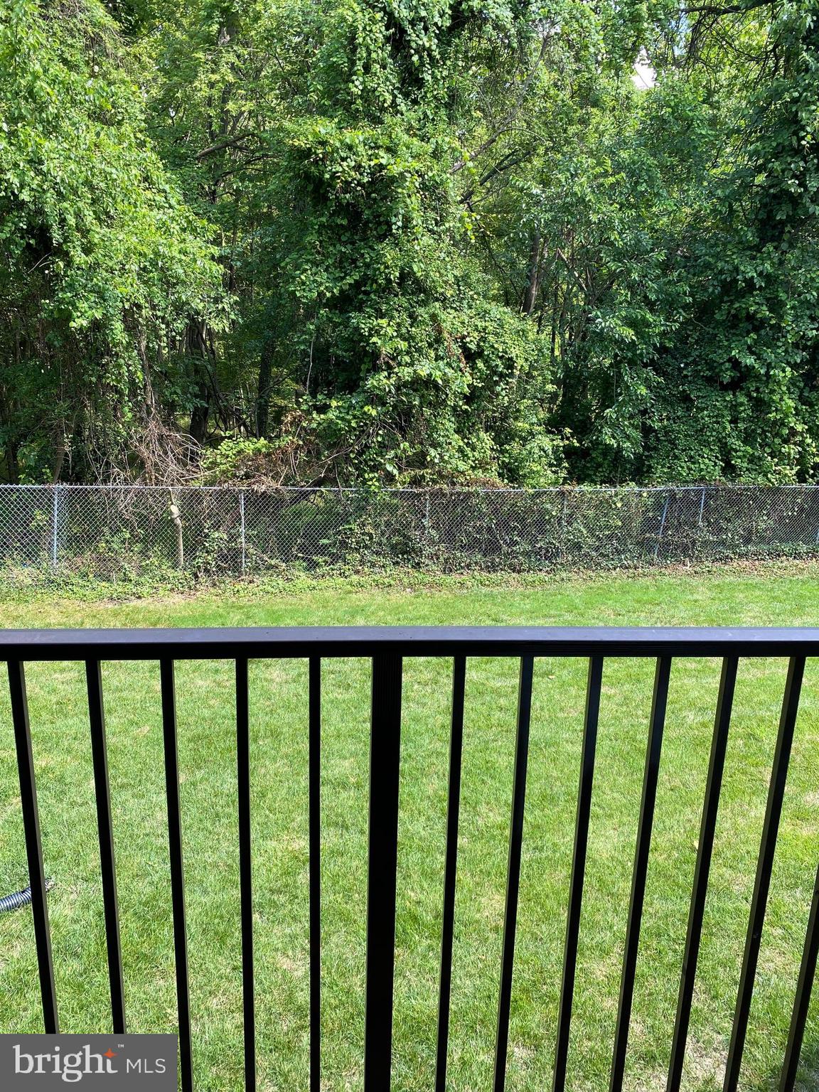 HUNTCREST CONDOMINIUM - Residential