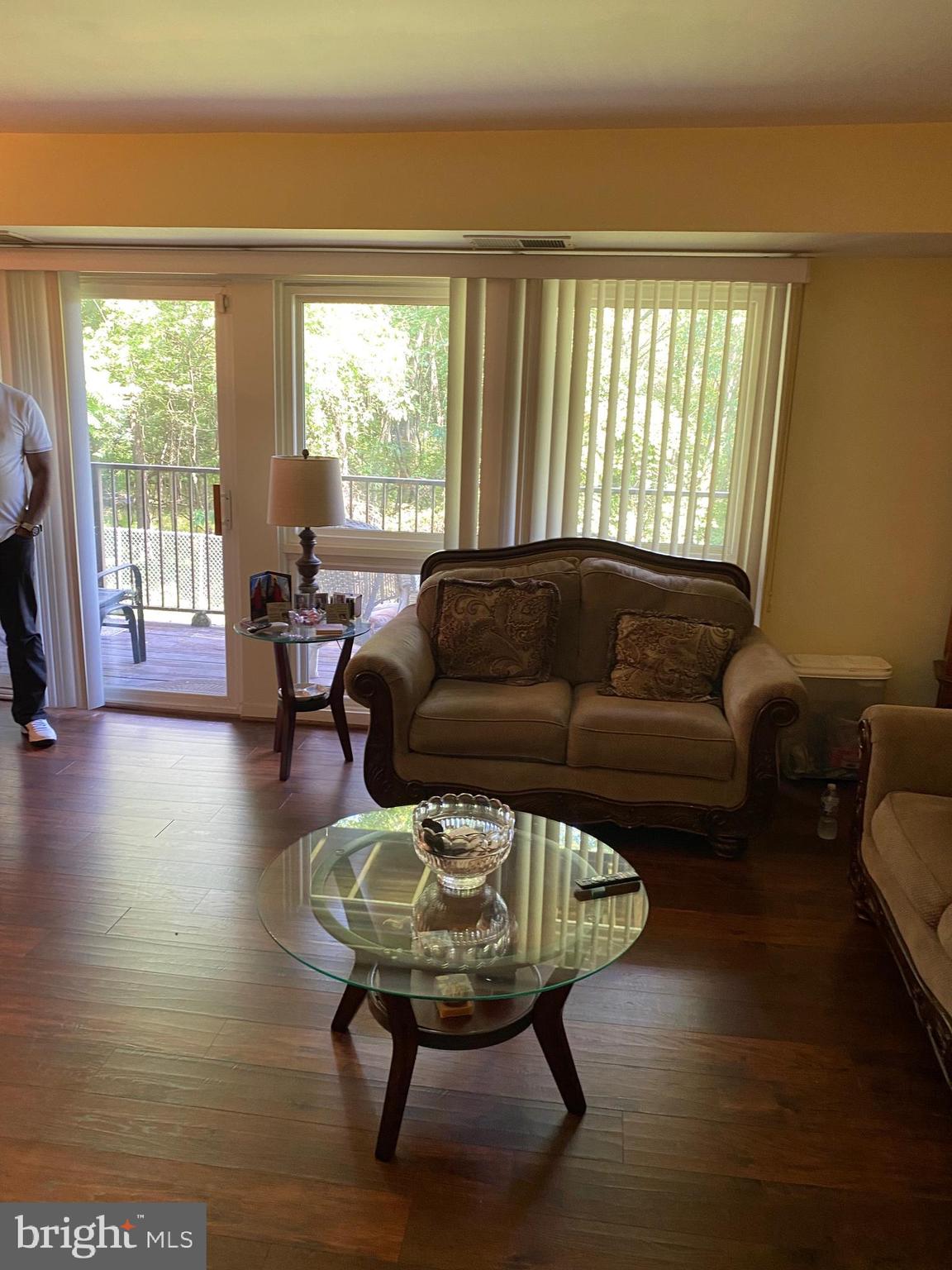 HUNTCREST CONDOMINIUM - Residential