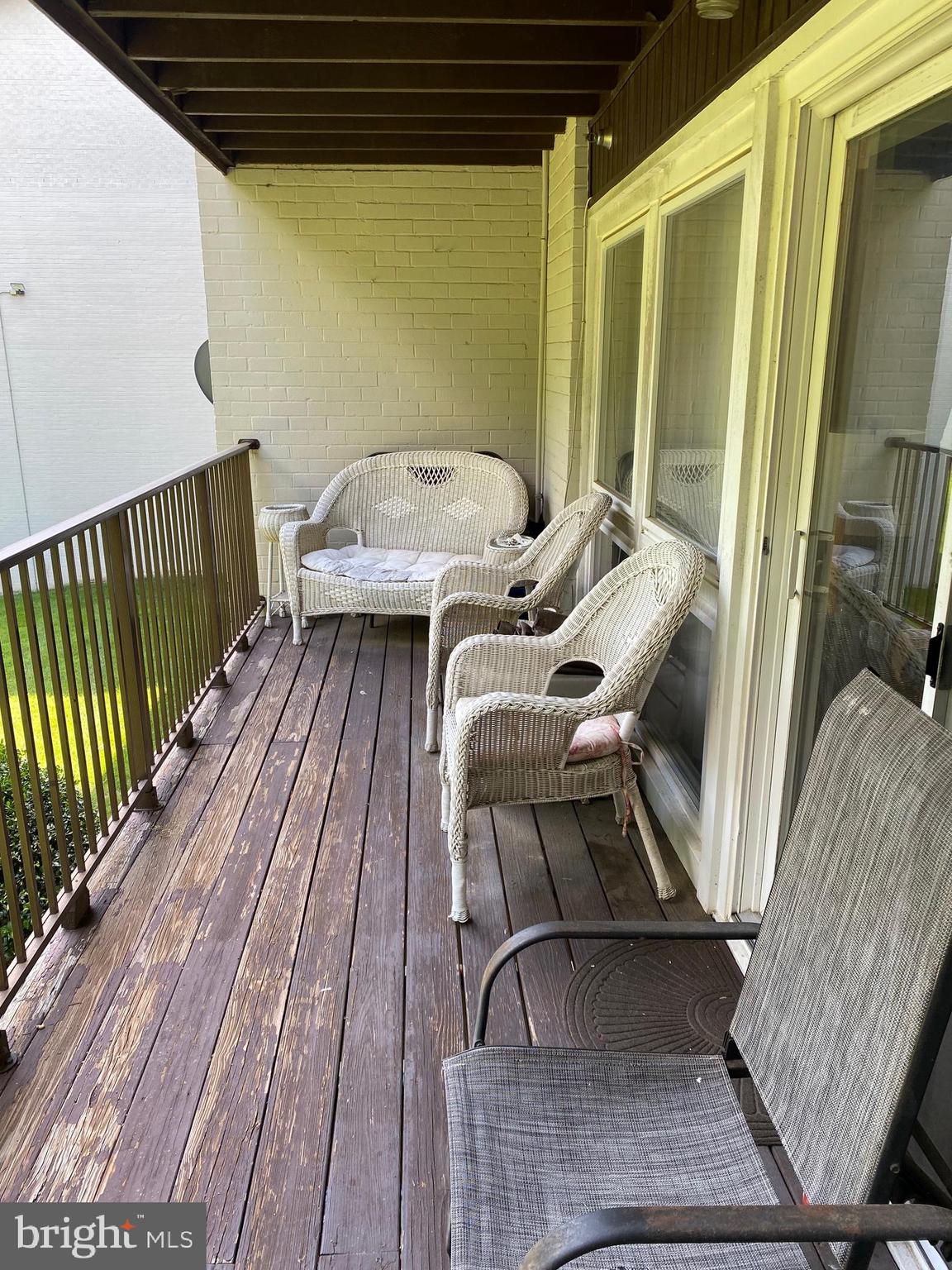 HUNTCREST CONDOMINIUM - Residential