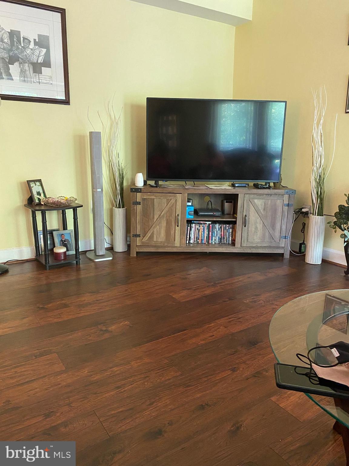 HUNTCREST CONDOMINIUM - Residential