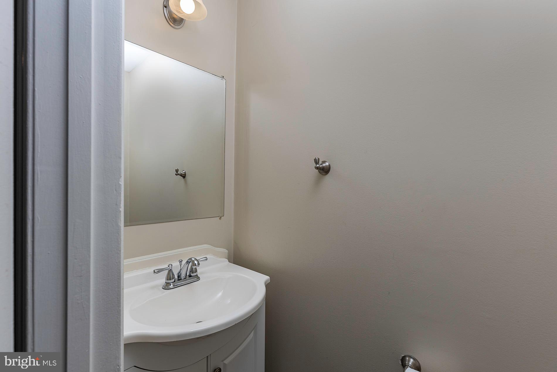 LONDON TOWN WEST - Residential