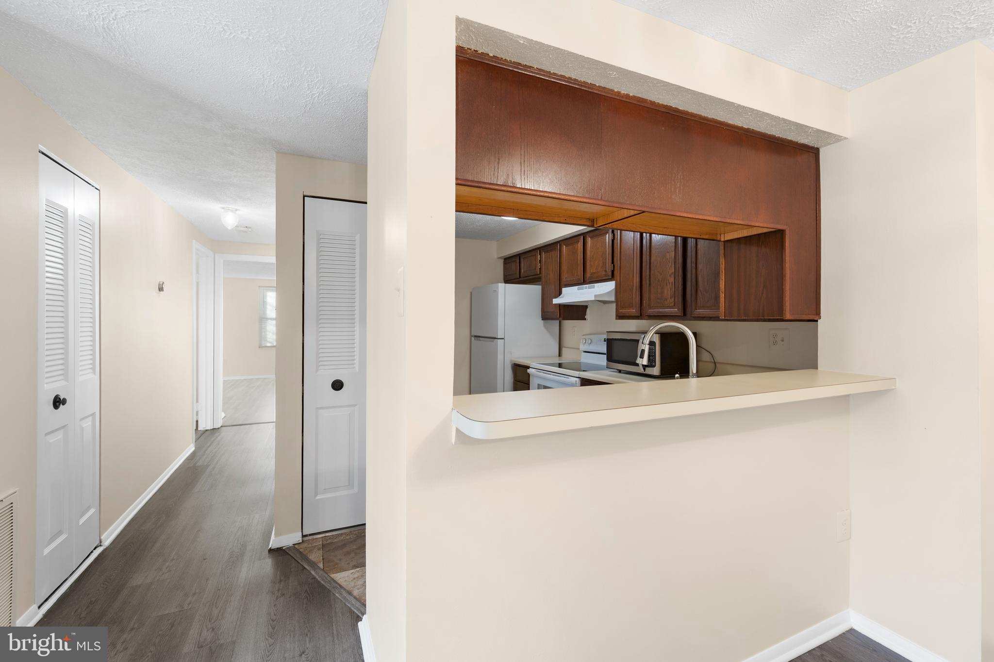 DAMASCUS GARDENS - Residential Lease