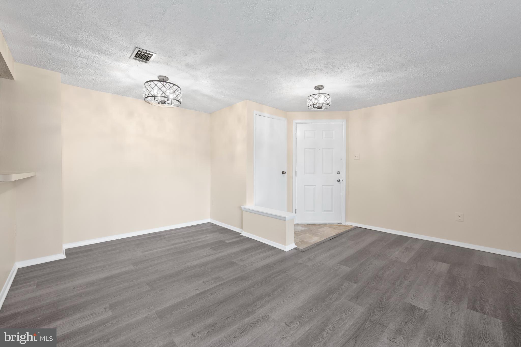 DAMASCUS GARDENS - Residential Lease