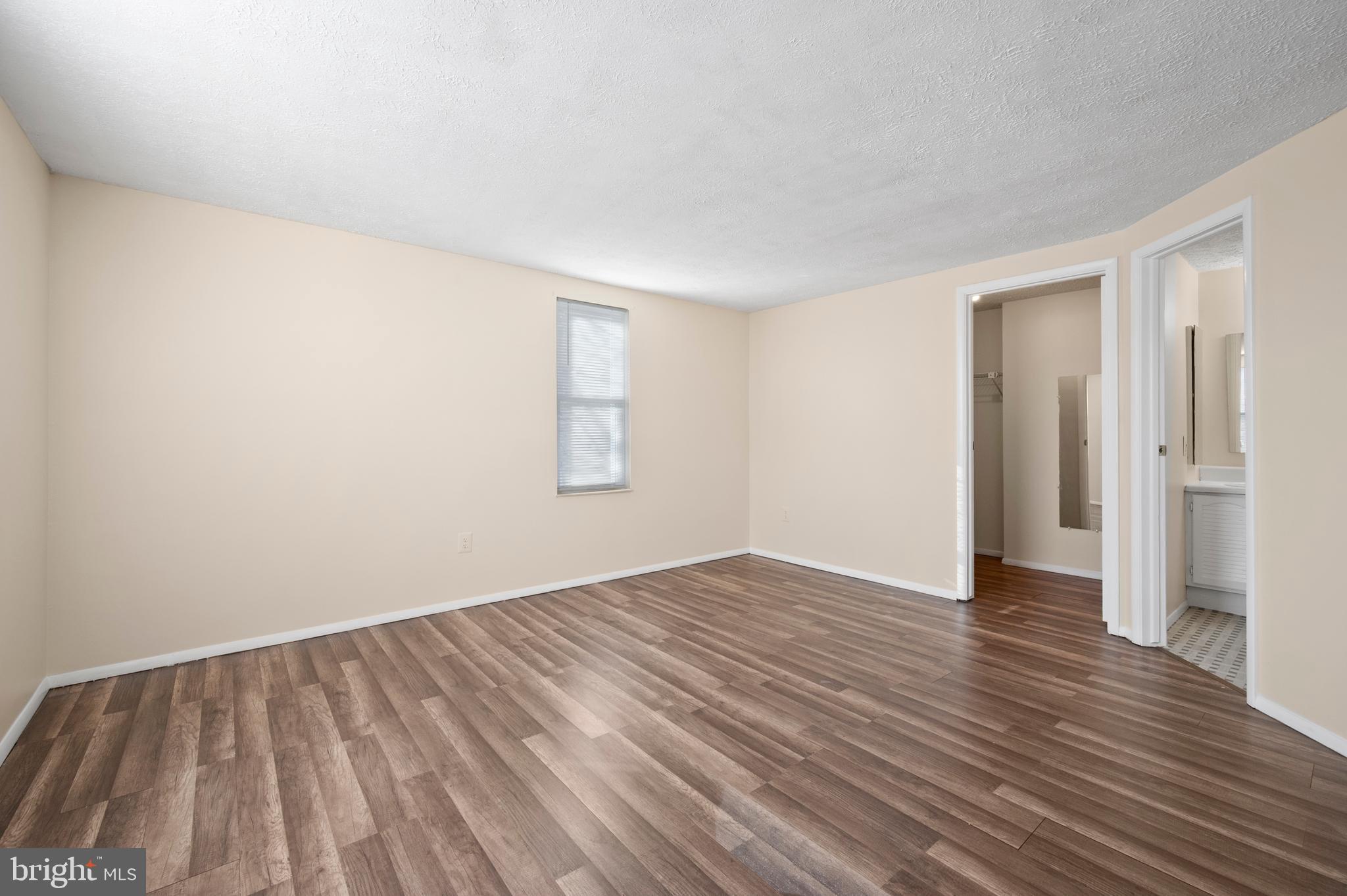 DAMASCUS GARDENS - Residential Lease