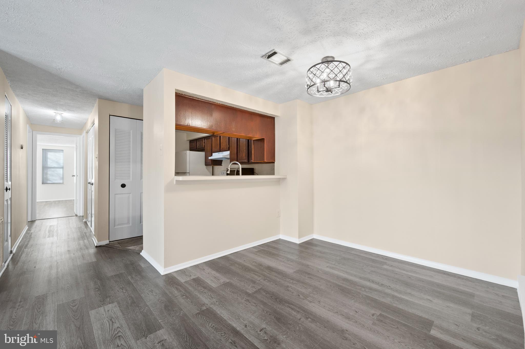 DAMASCUS GARDENS - Residential Lease