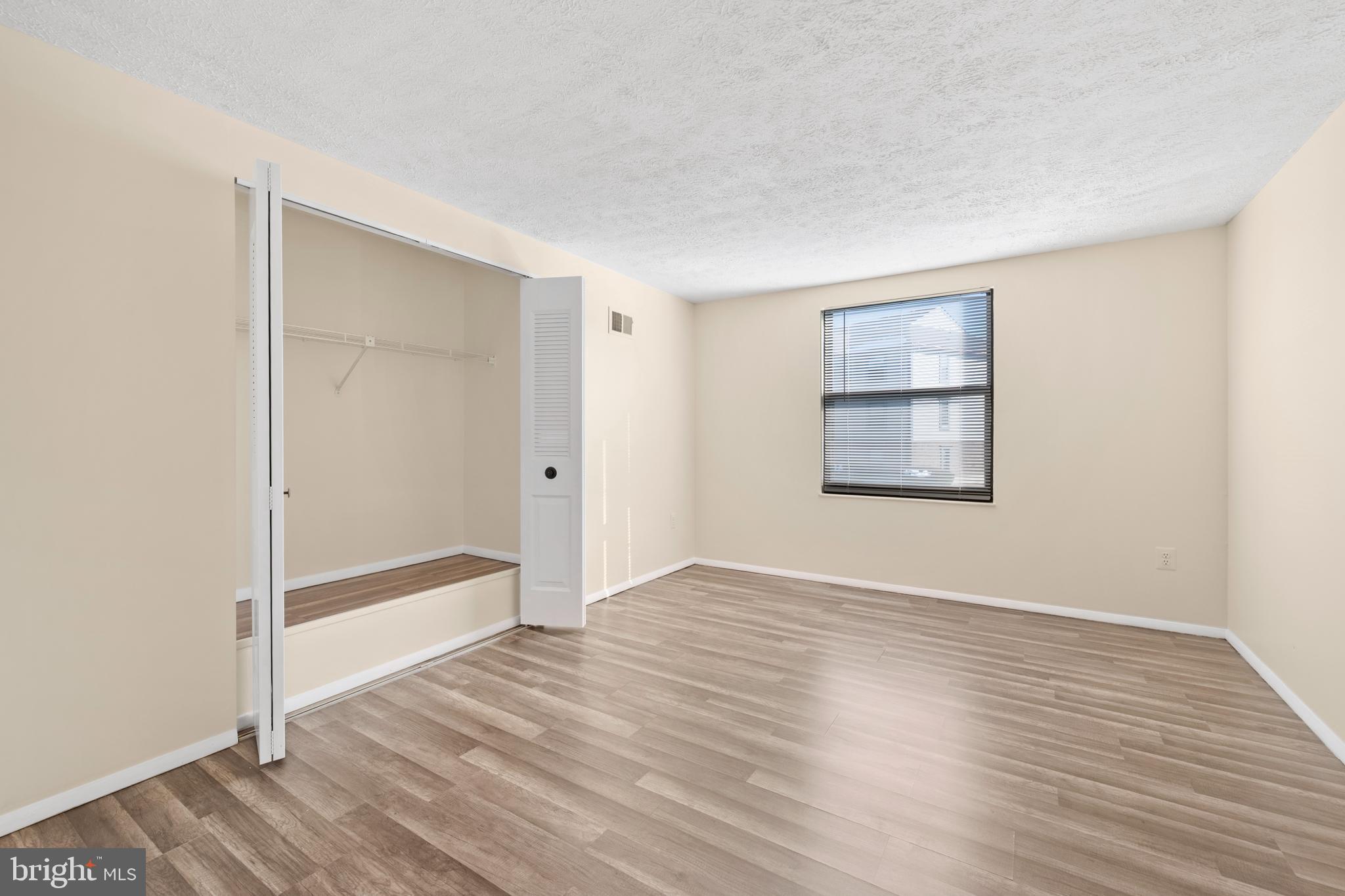 DAMASCUS GARDENS - Residential Lease