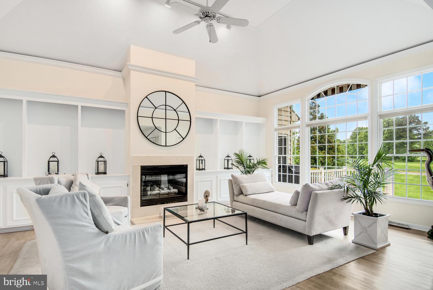 EASTON CLUB - Residential