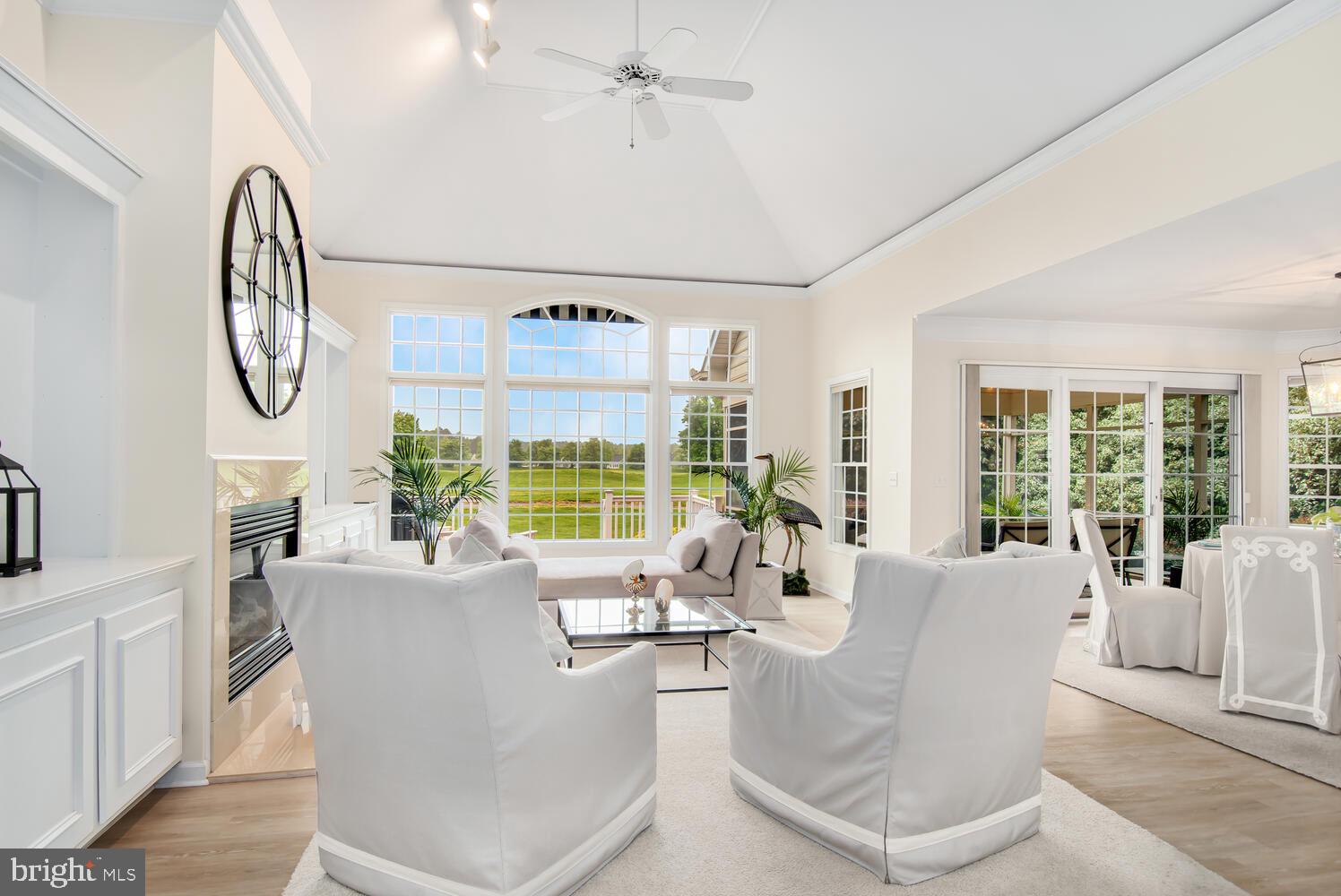 EASTON CLUB - Residential