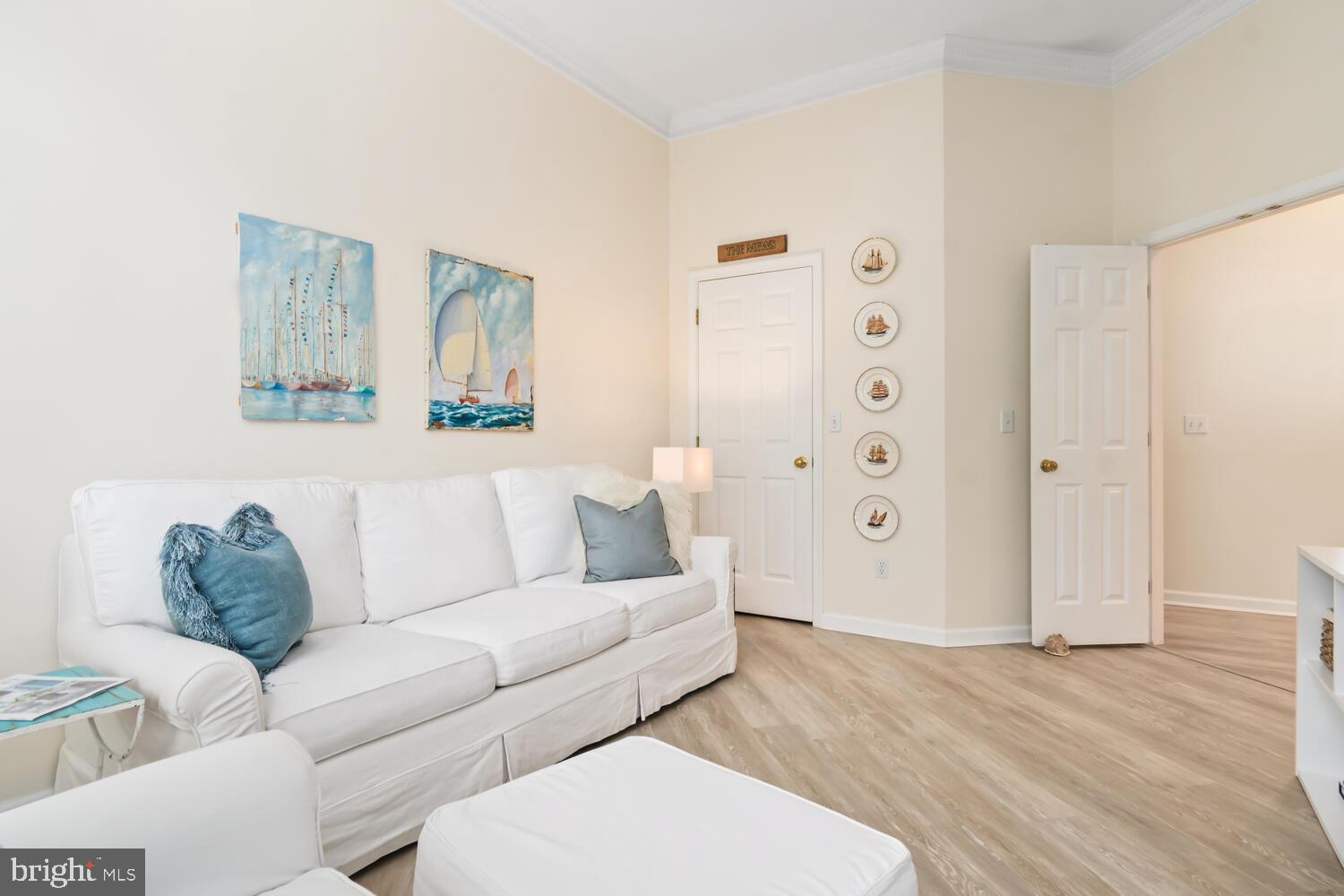 EASTON CLUB - Residential