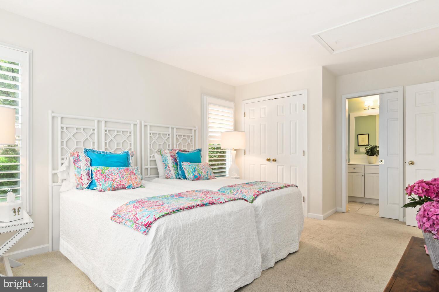 EASTON CLUB - Residential