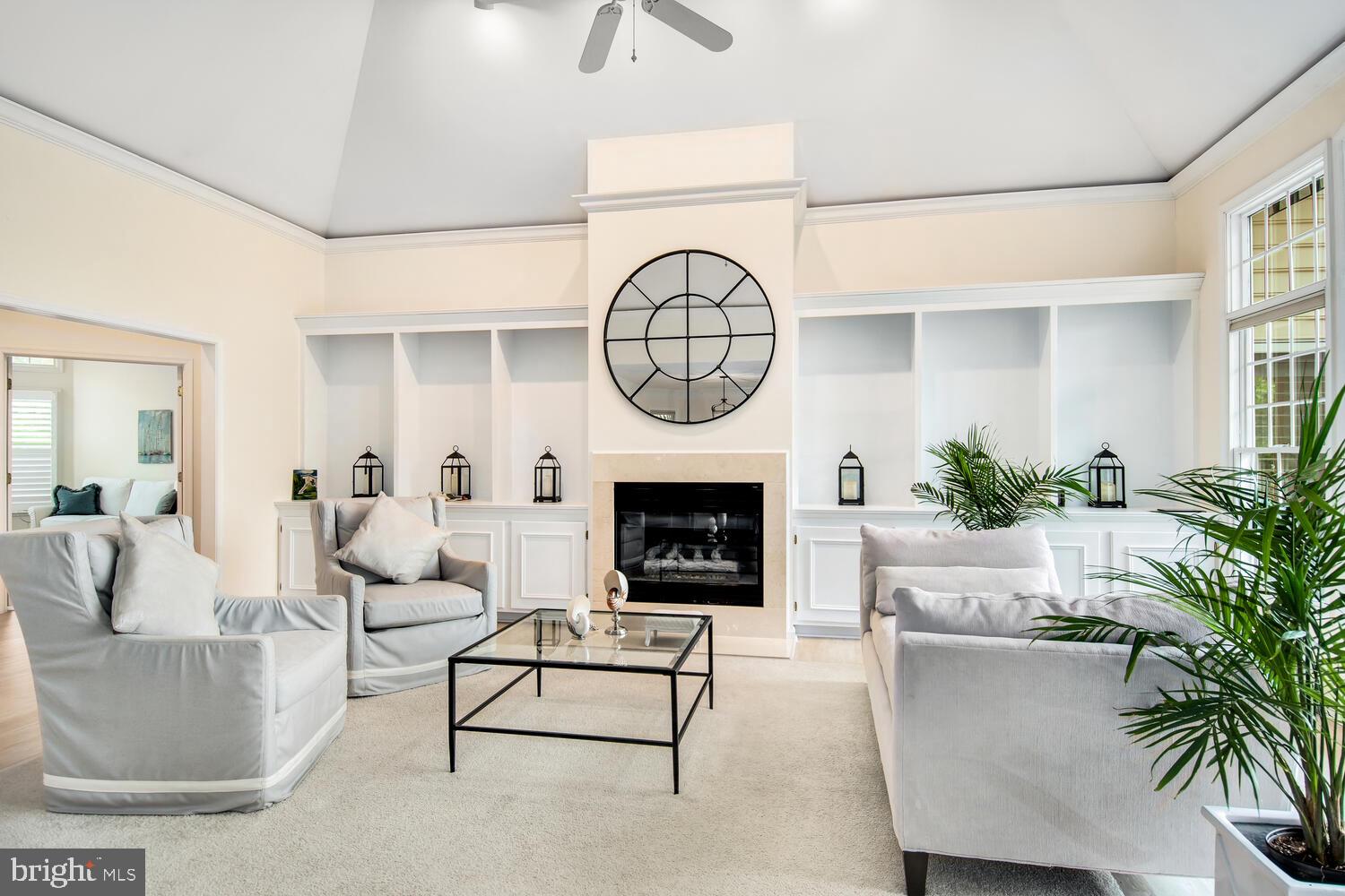 EASTON CLUB - Residential