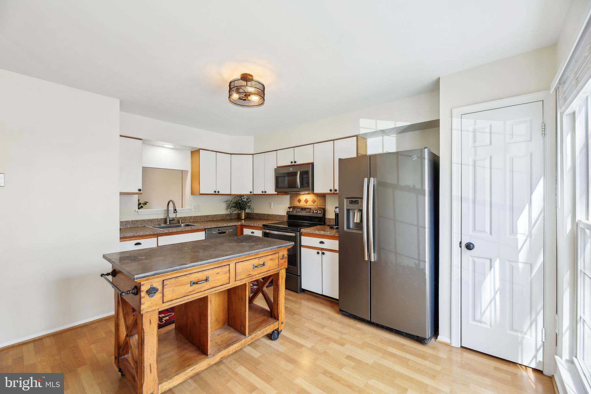 STONEGATE - Residential