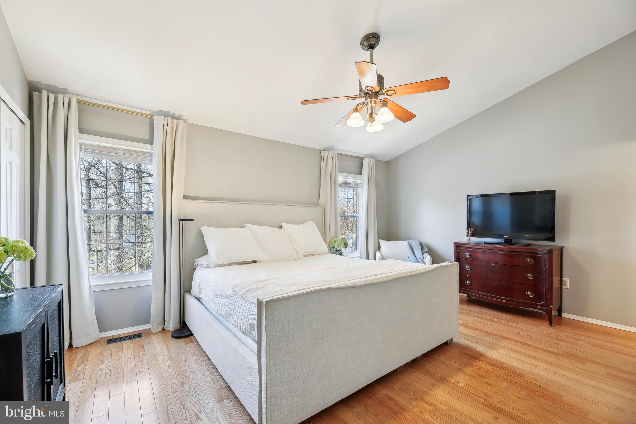 STONEGATE - Residential