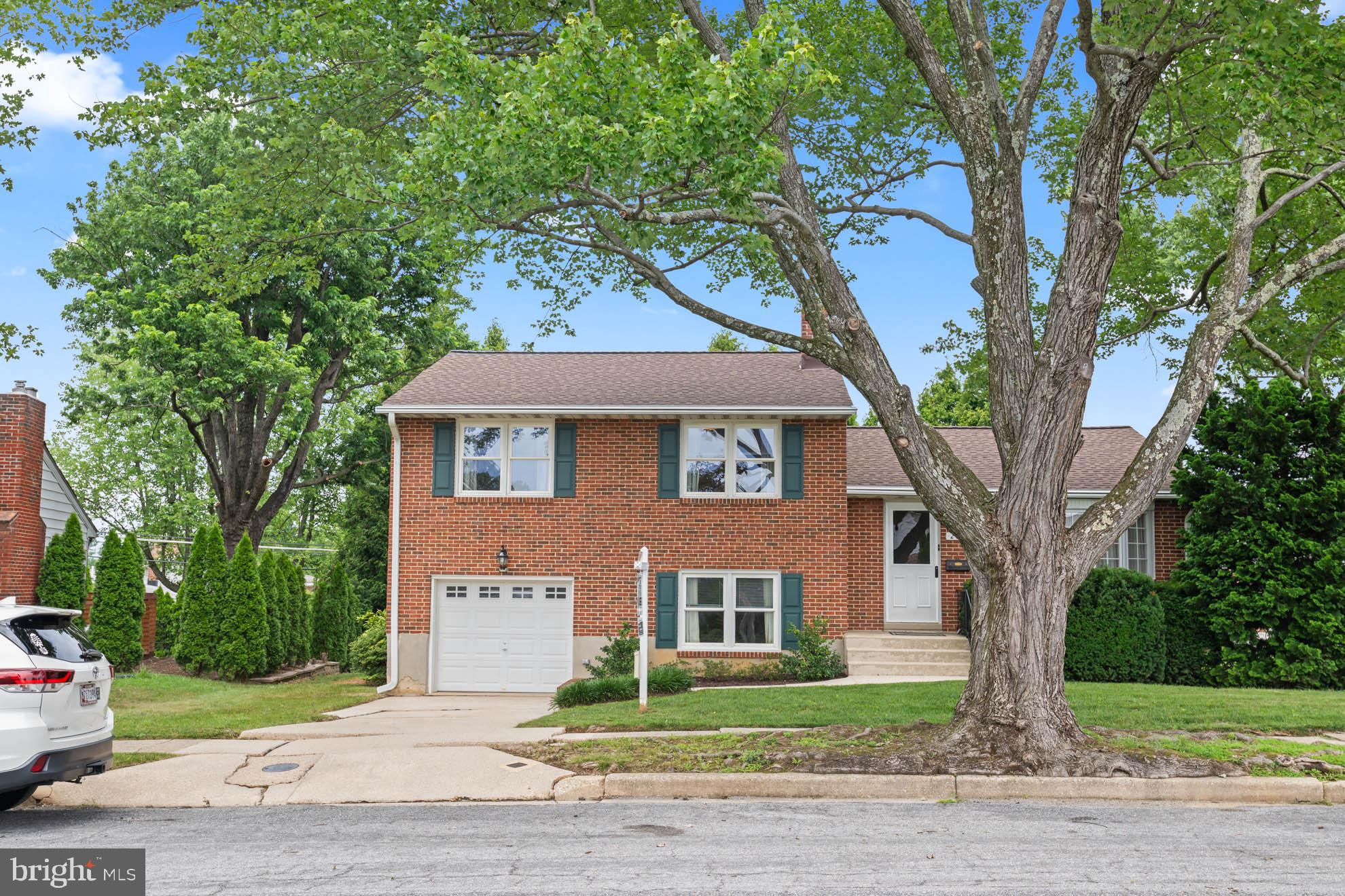 210 ROTHWELL DRIVE