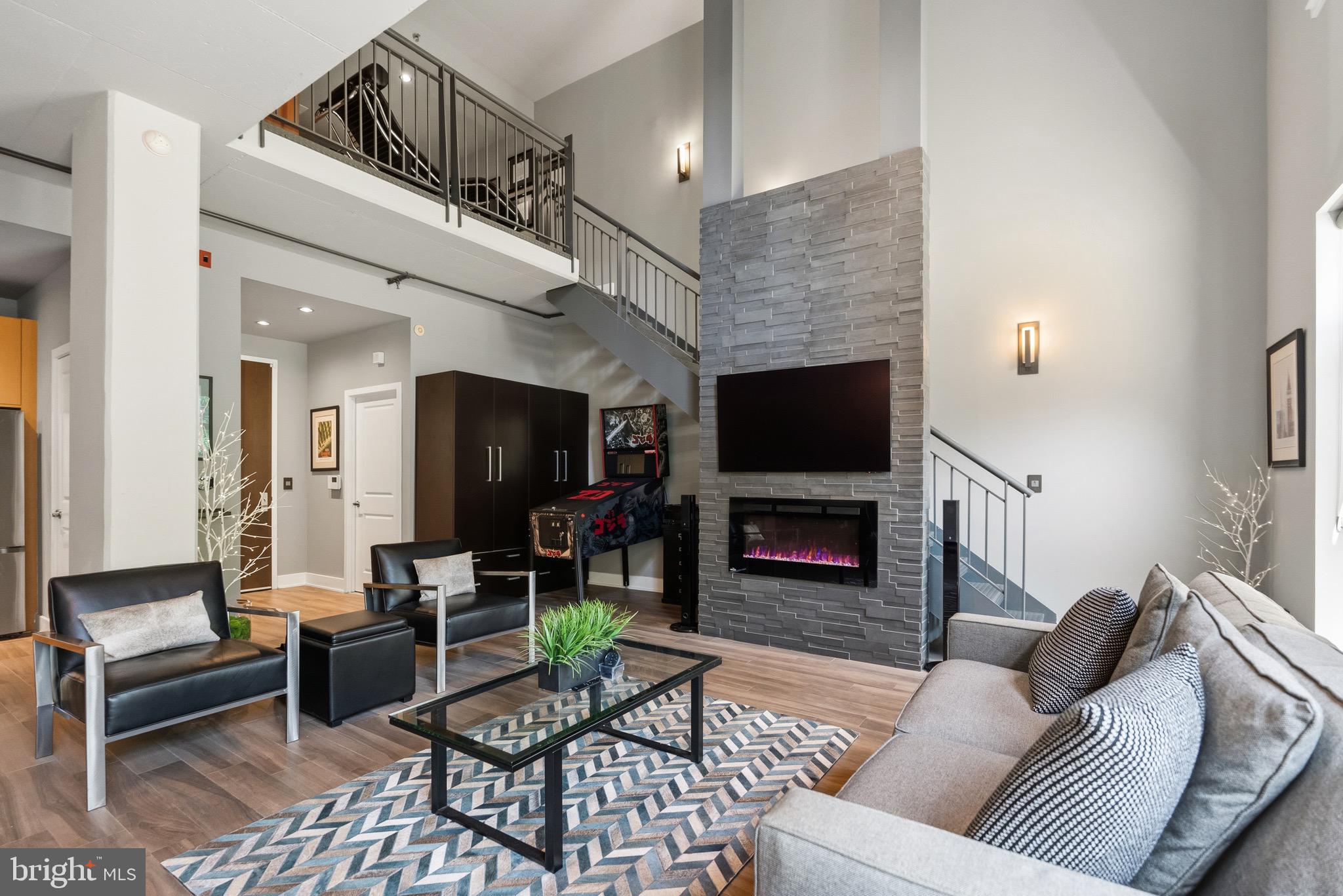 520 JOHN CARLYLE STREET 107