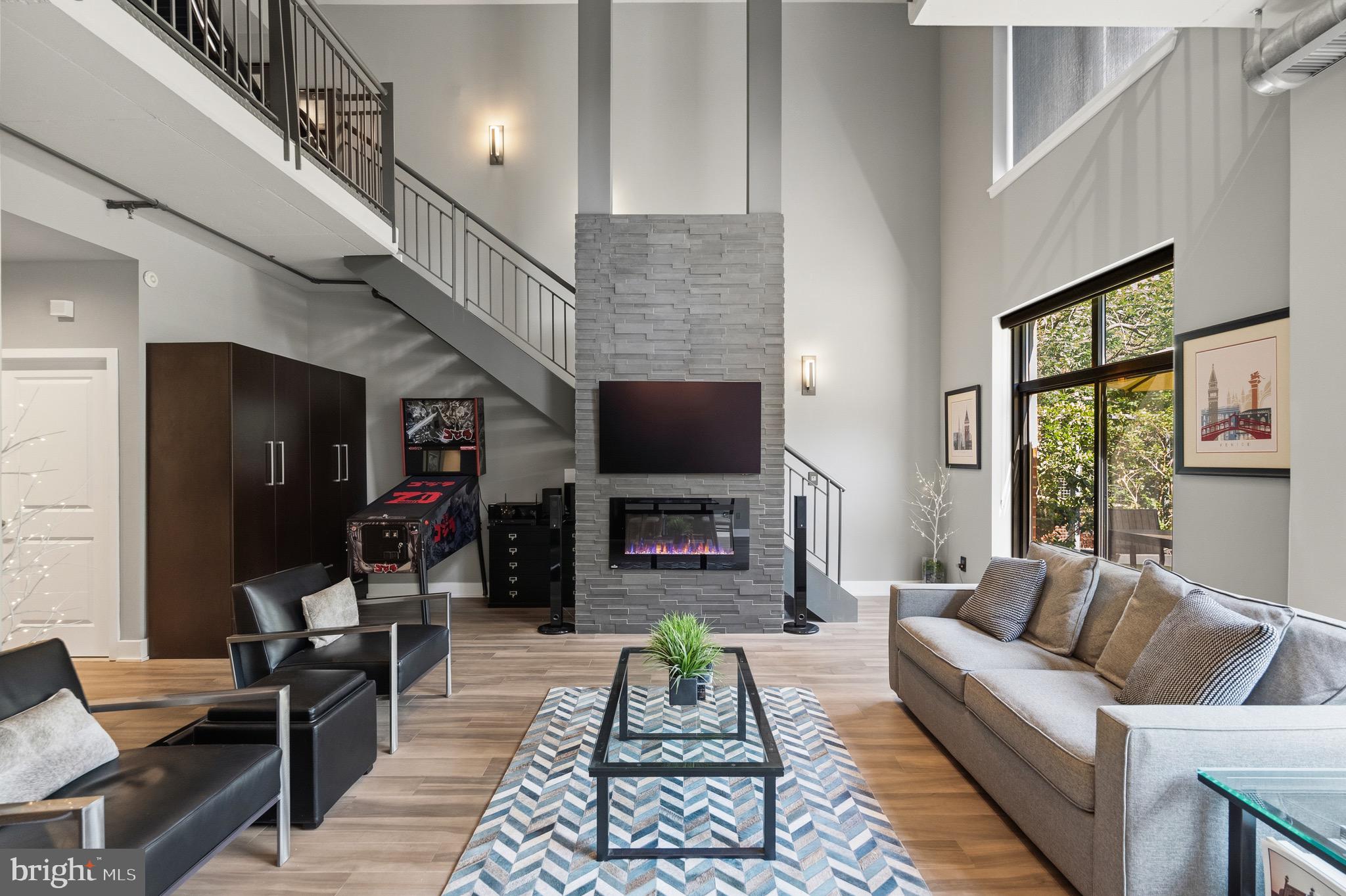 520 JOHN CARLYLE STREET 107