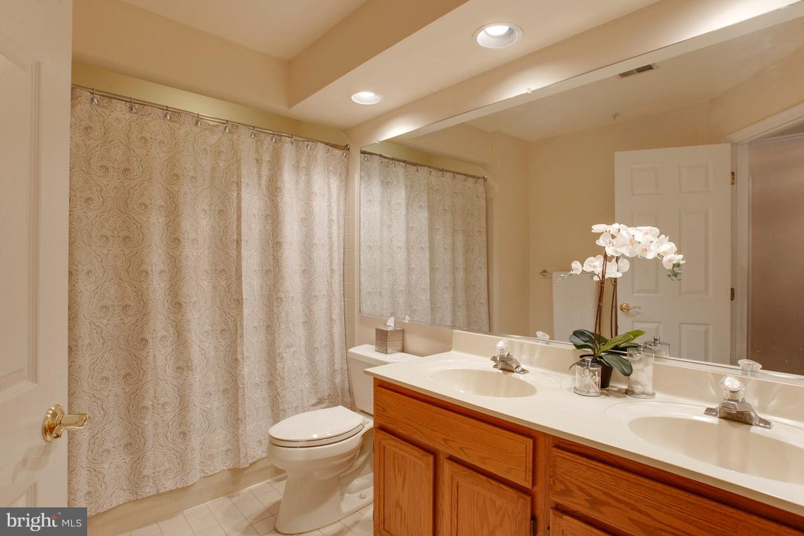 WOODMORE SOUTH - Residential