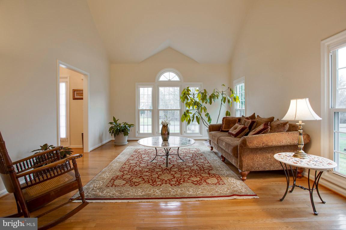 WOODMORE SOUTH - Residential