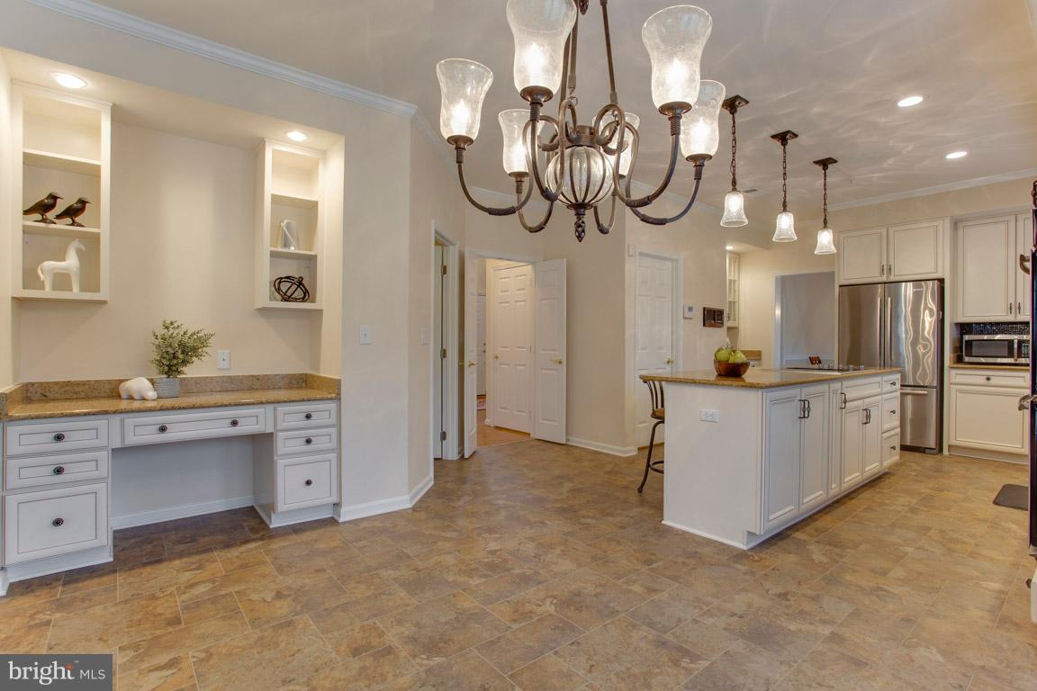 WOODMORE SOUTH - Residential