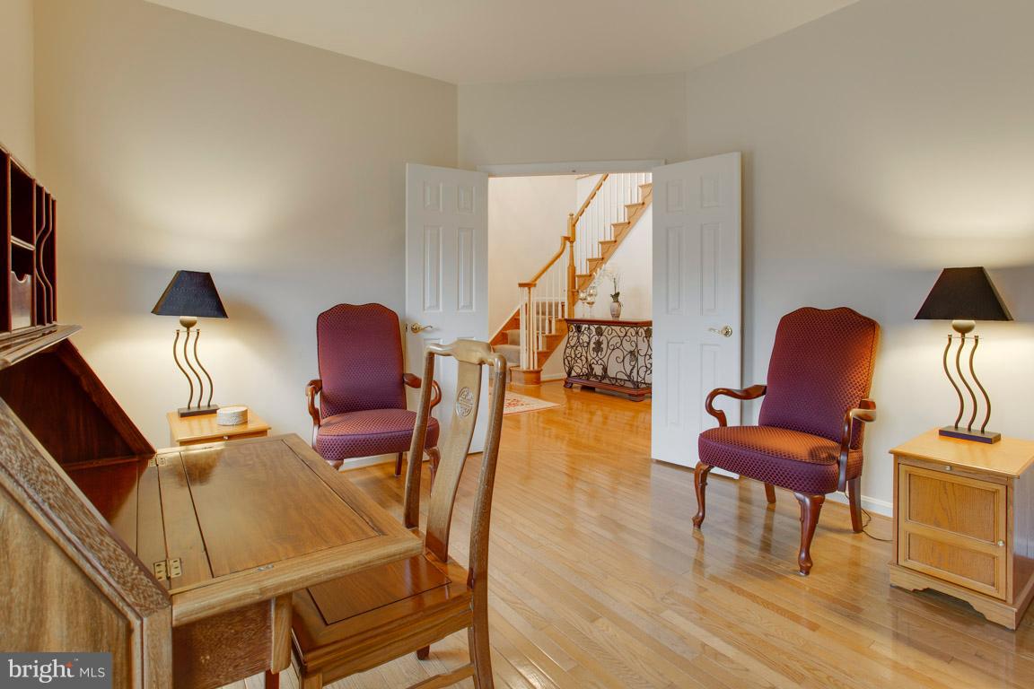 WOODMORE SOUTH - Residential