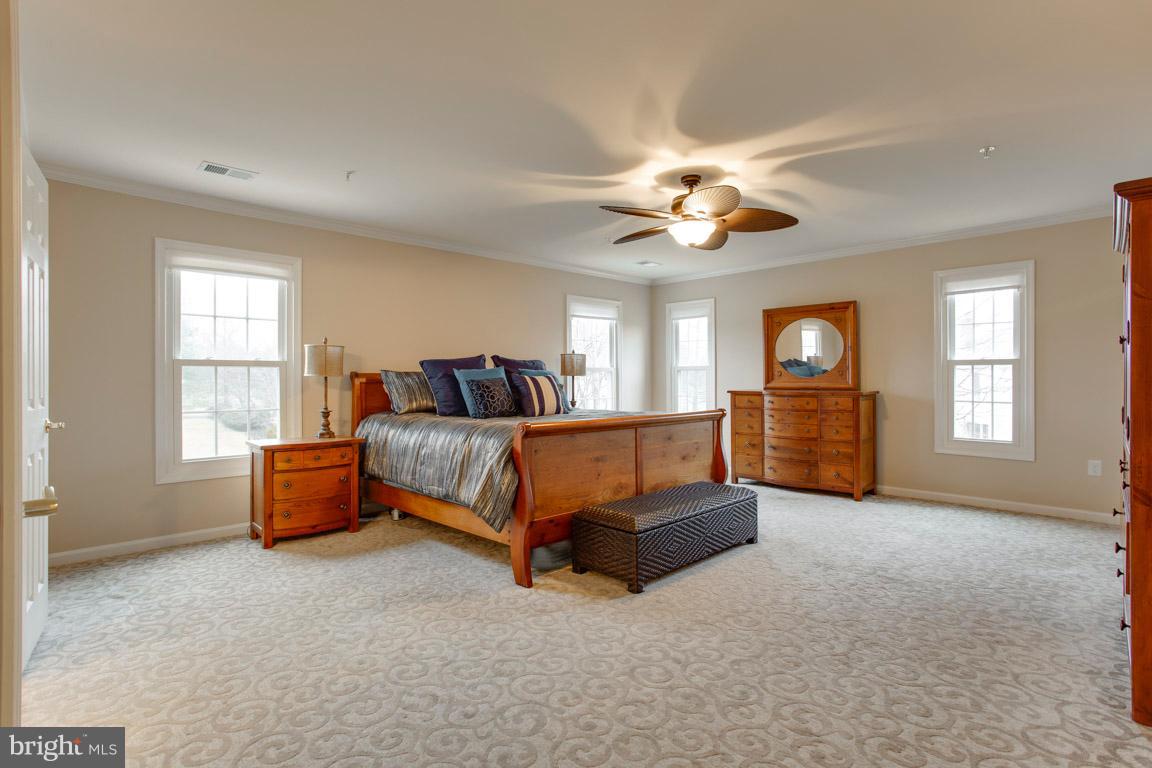 WOODMORE SOUTH - Residential