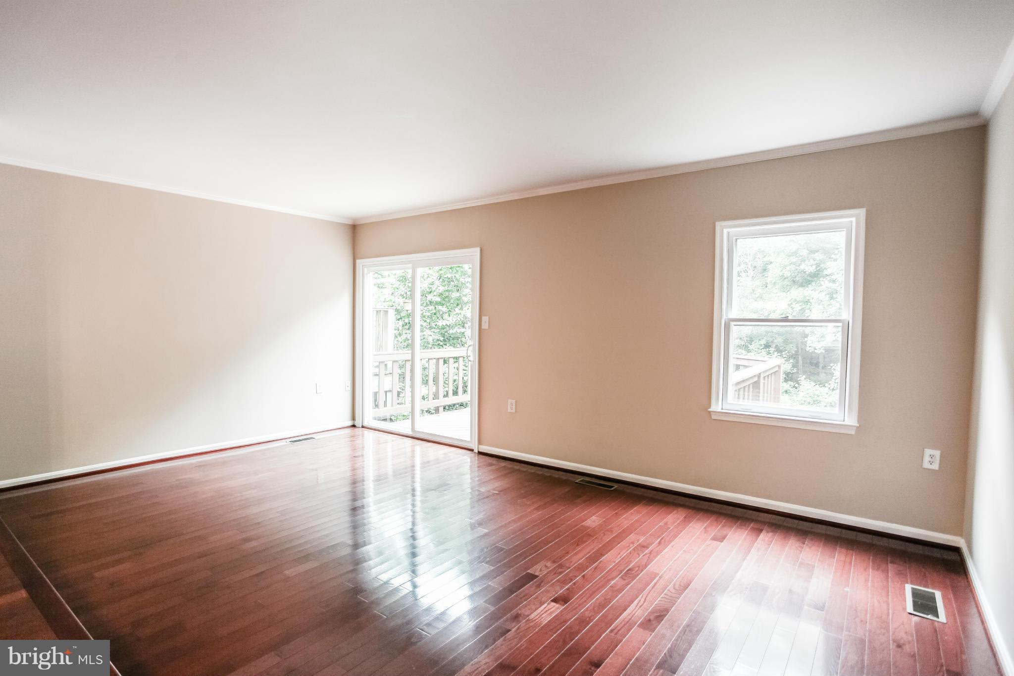 LAKE RIDGE - Residential