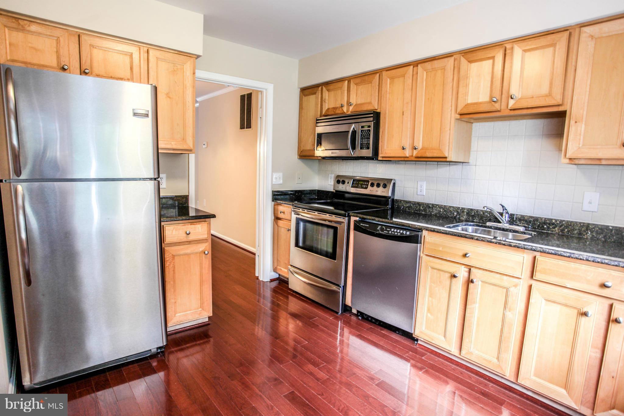 LAKE RIDGE - Residential