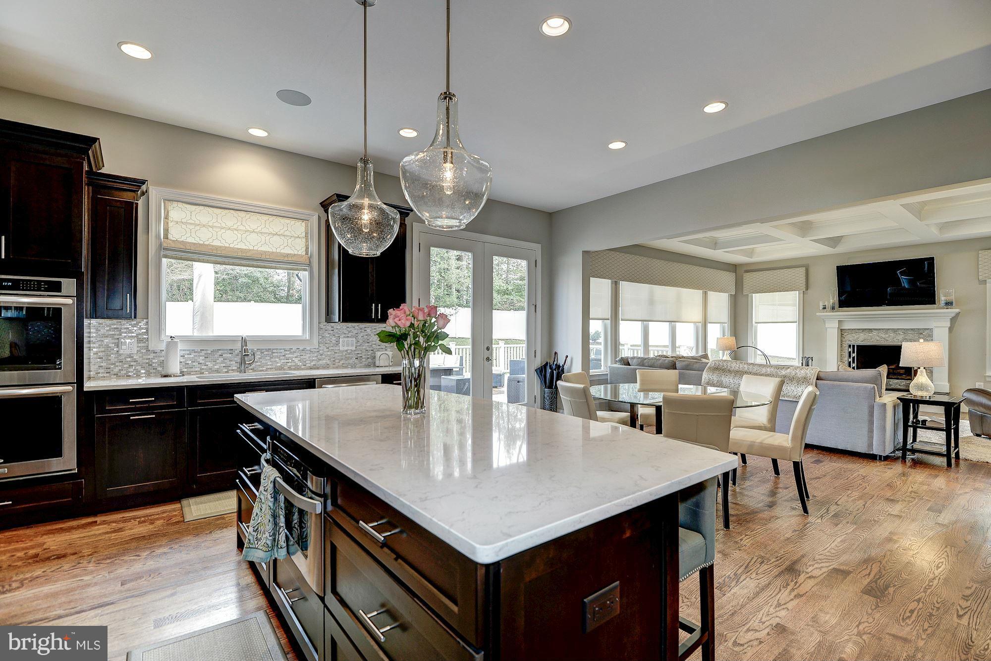 TOWN AND COUNTRY ESTATES - Residential